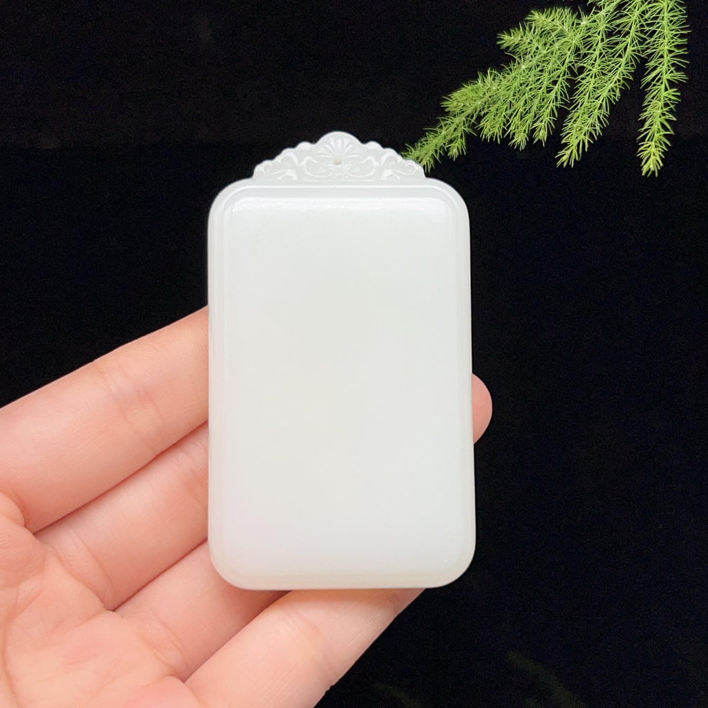 和田玉羊脂白玉无事牌（84.8g）