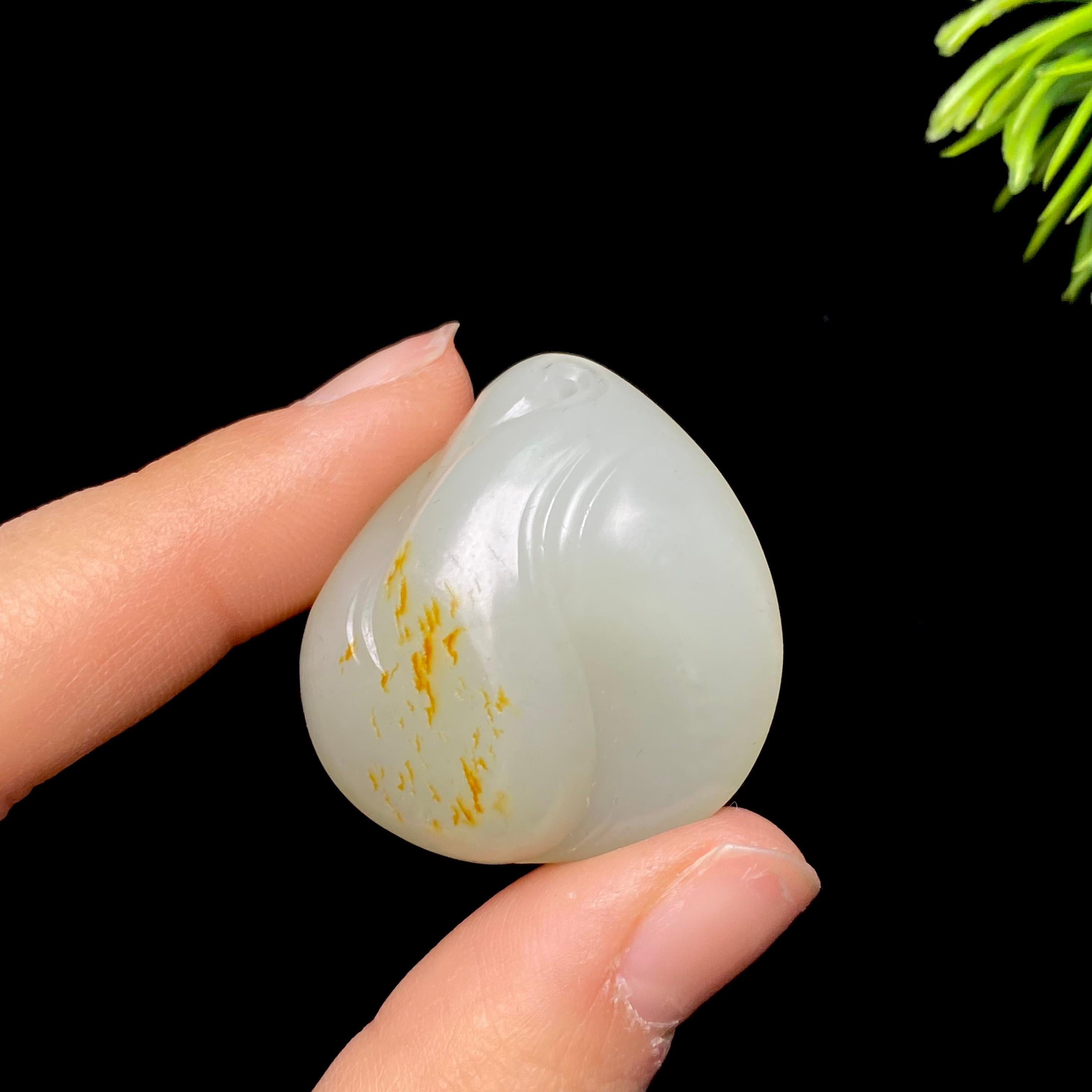 和田玉籽料吊坠（20.2g）