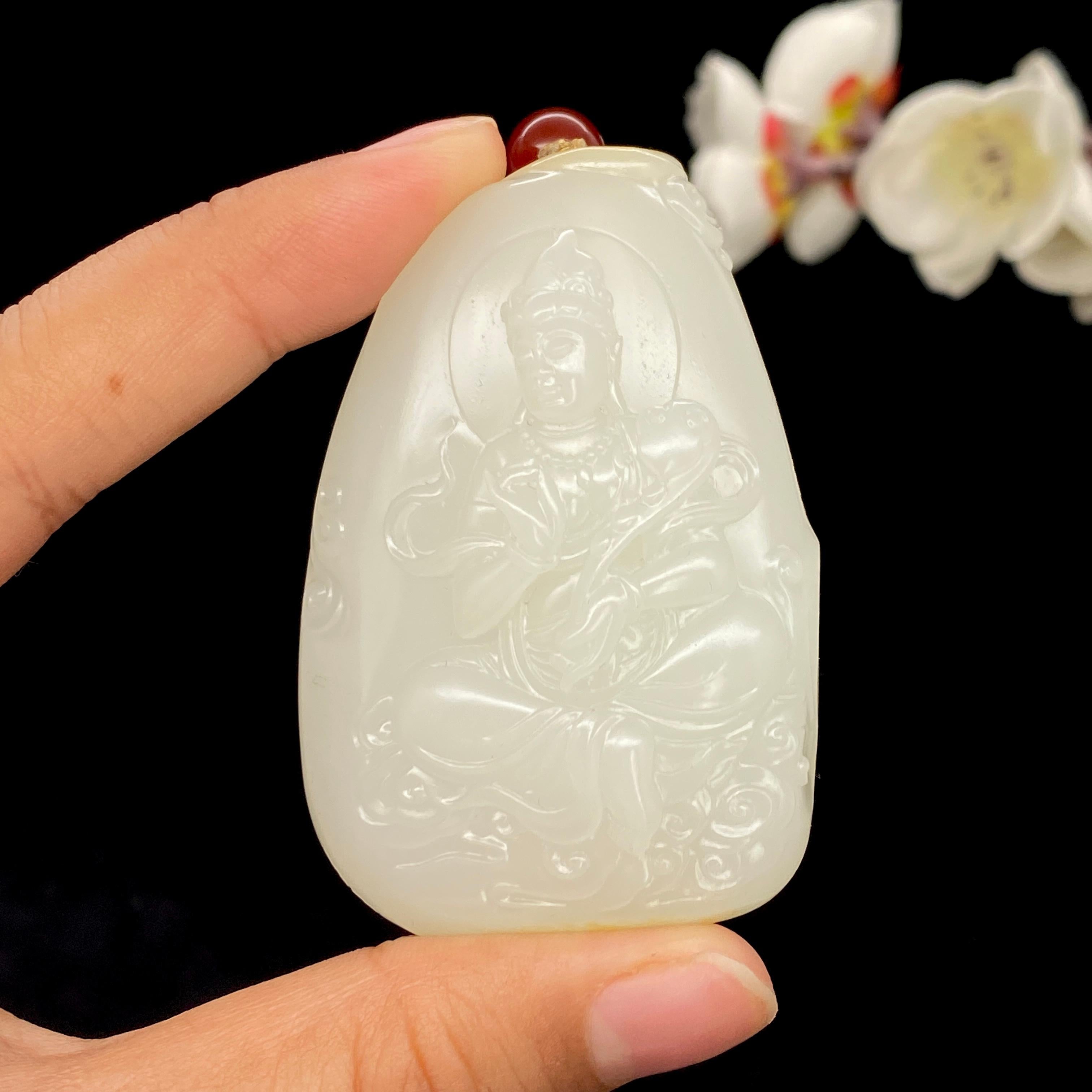 和田玉白玉籽料【观音牌】（88.8g）