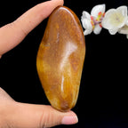 和田玉黄沁皮籽料手把件（167.8g）