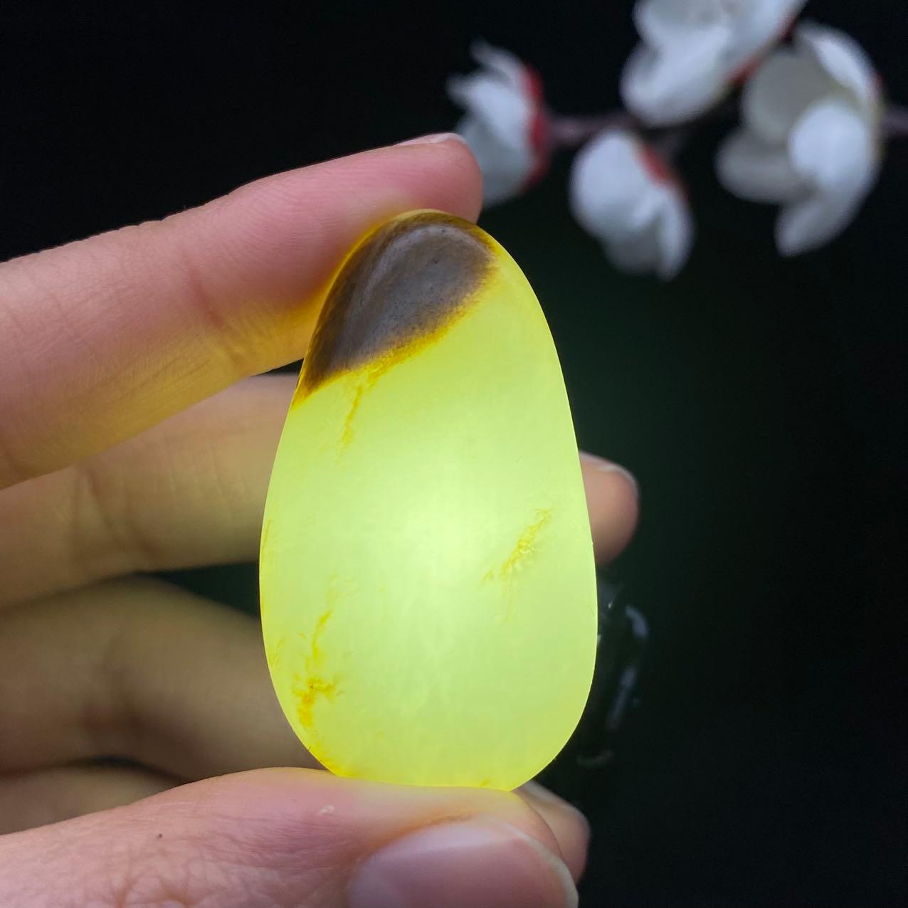 和田玉秋梨皮籽料（21.4g）