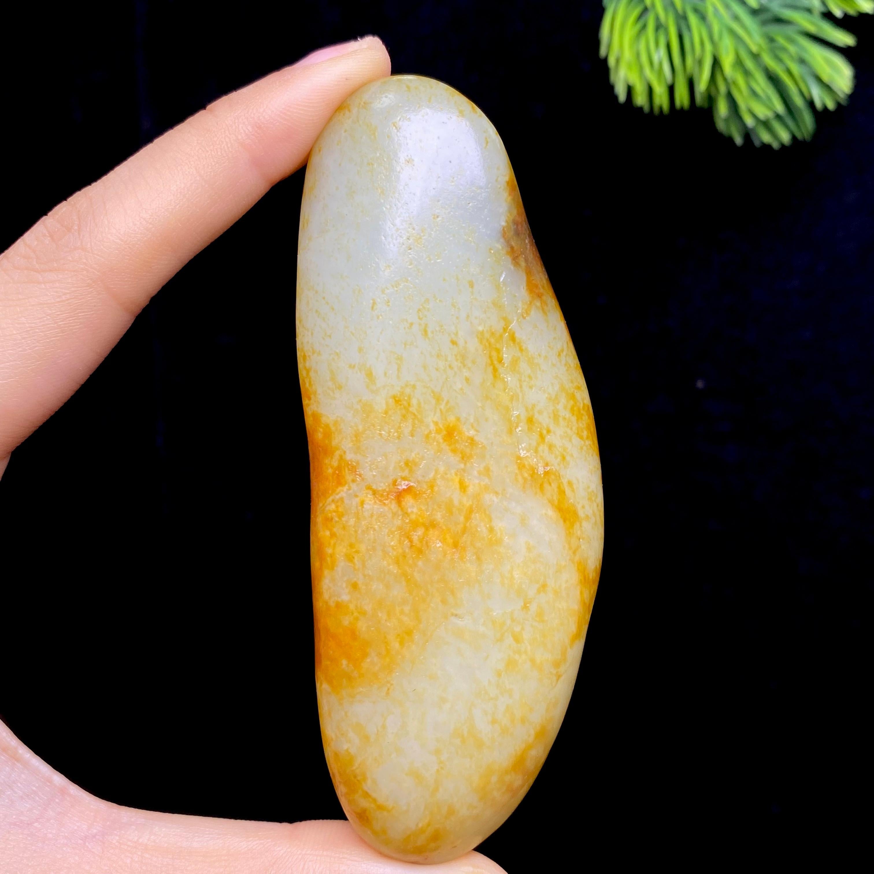 和田玉黄皮白肉籽料（113.9g）