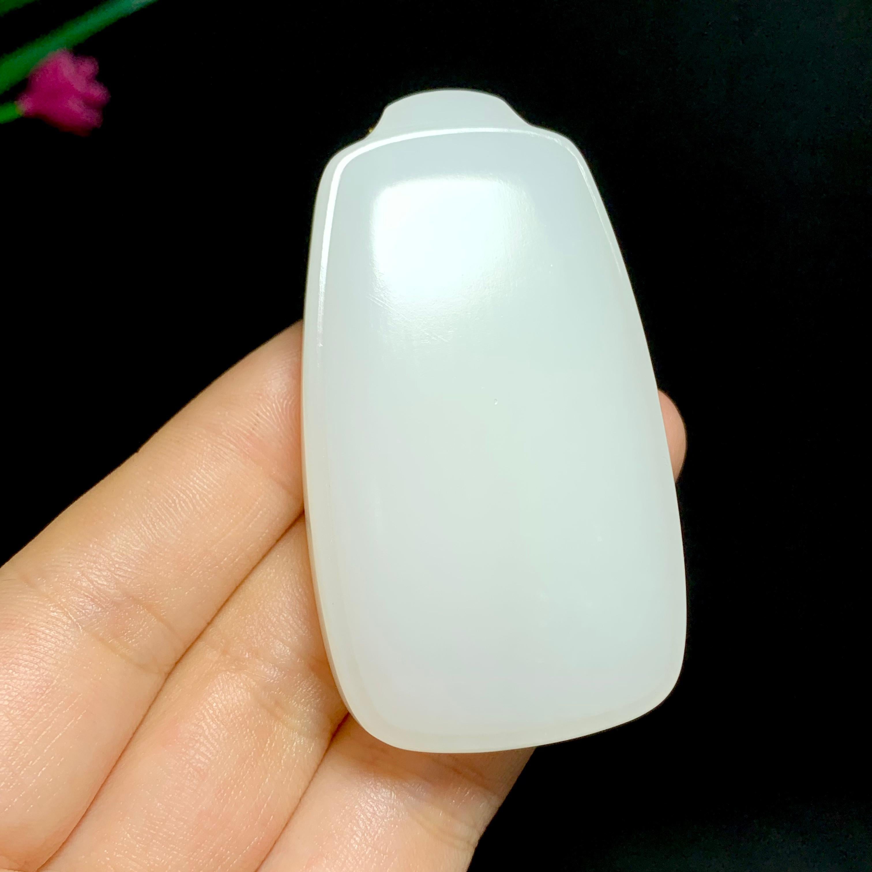 和田玉羊脂白玉无事牌（61.2g）