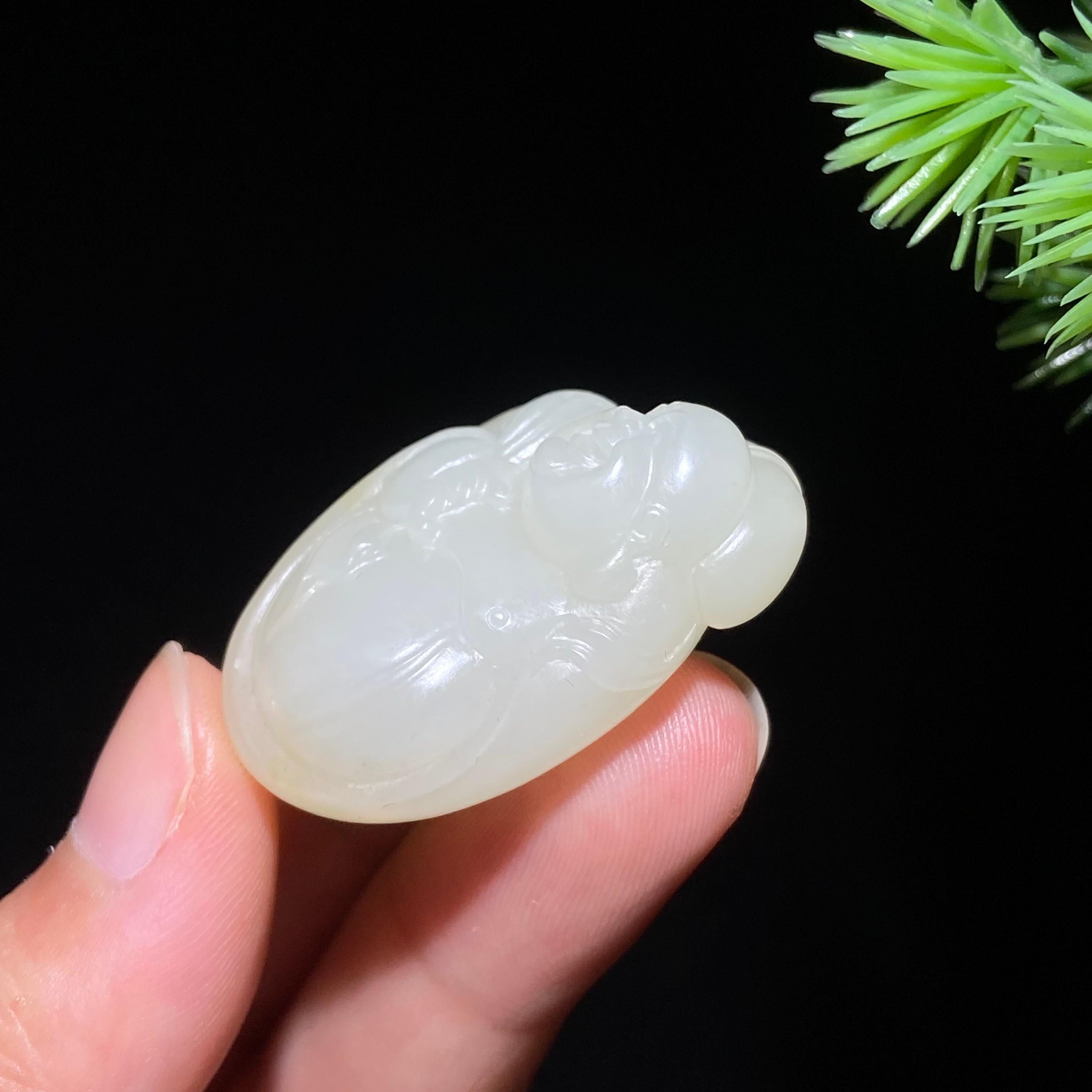 和田玉籽料佛公（19.2g）
