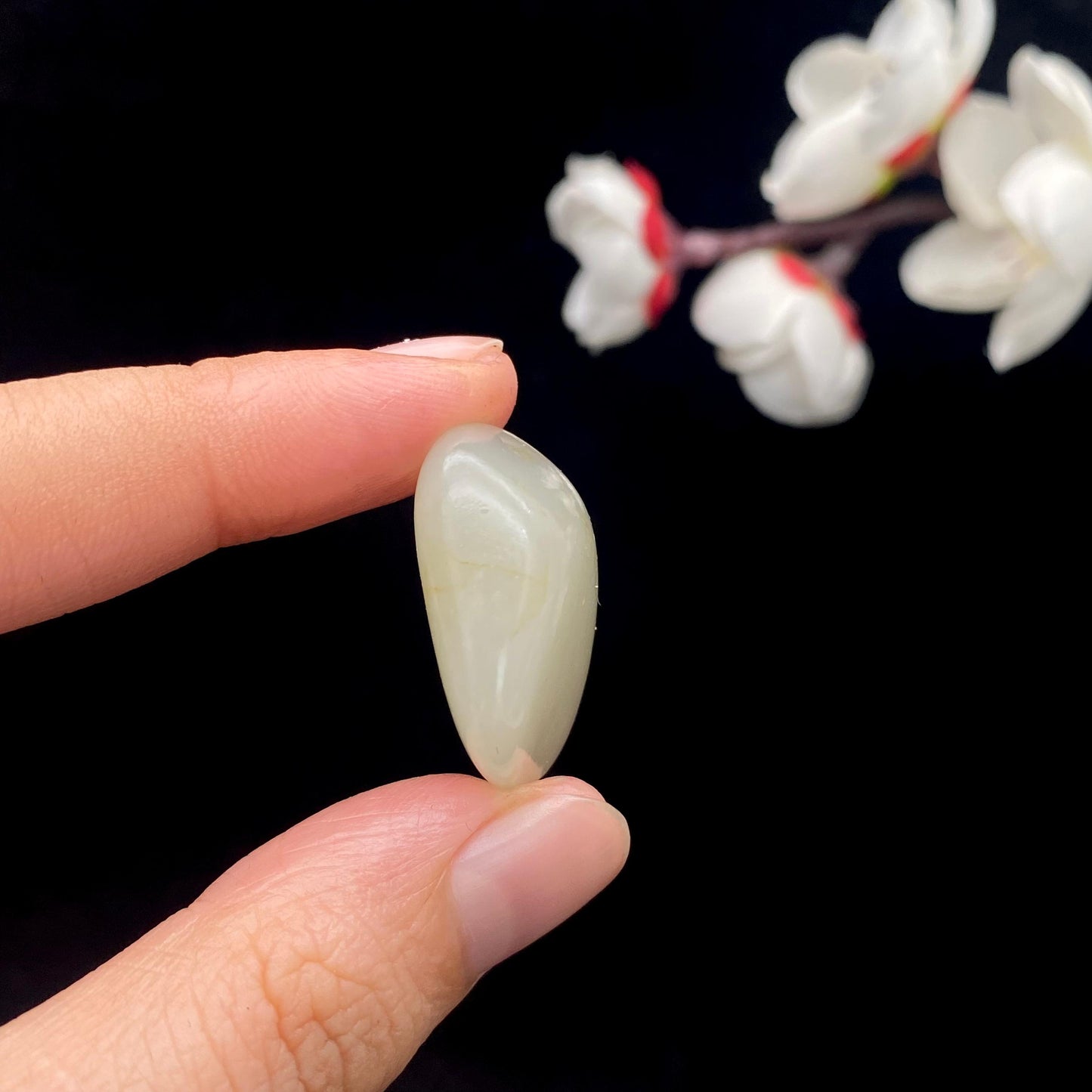 和田玉白玉籽料原石（10.3g）