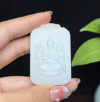 新疆和田玉且末糖羊脂玉千手观音（37.8g）