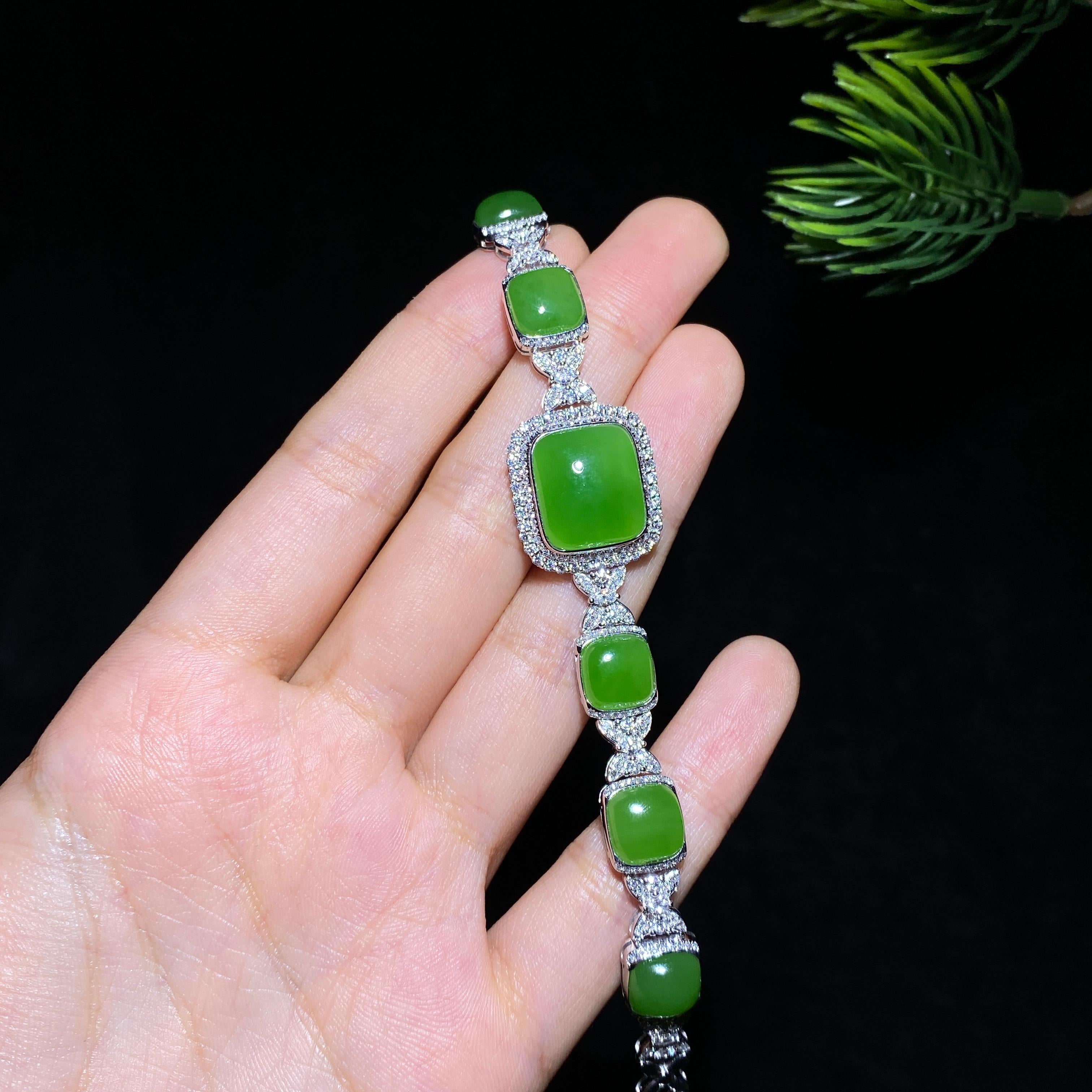 和田玉18k金苹果绿钻石手链（18.3g）