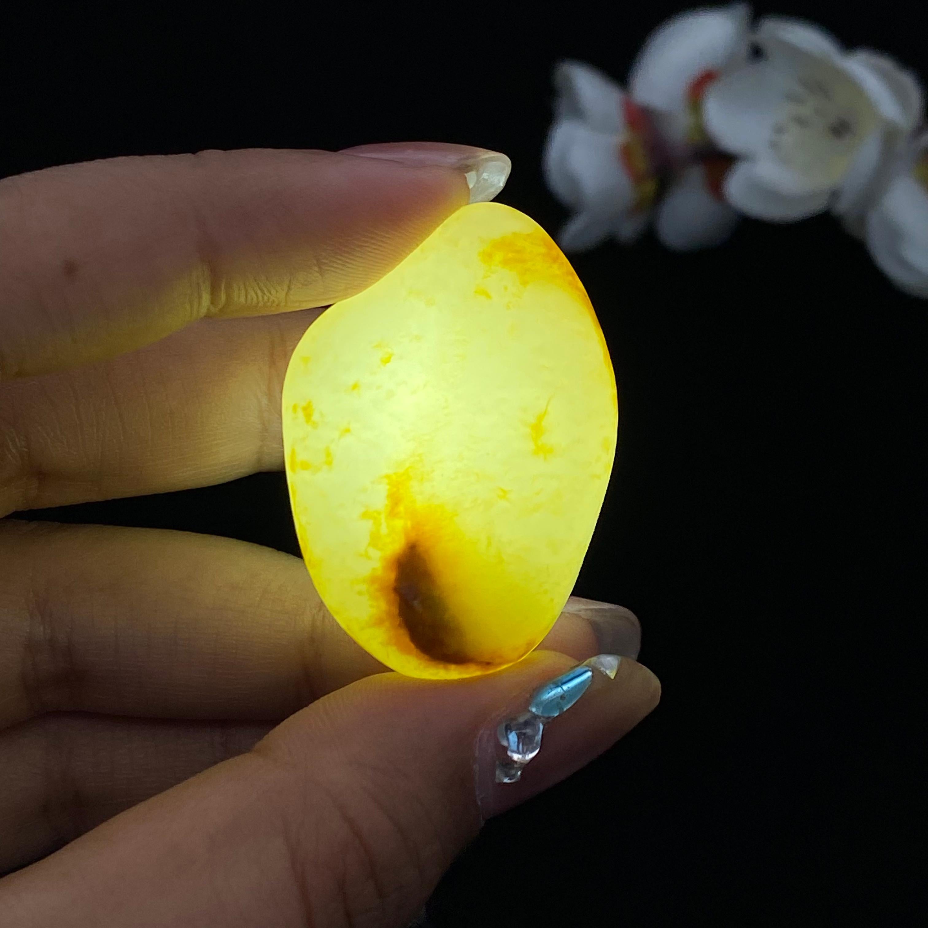 和田玉洒金皮籽料挂件（26.5g）