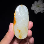 高品质和田玉籽料关公（52.4g）