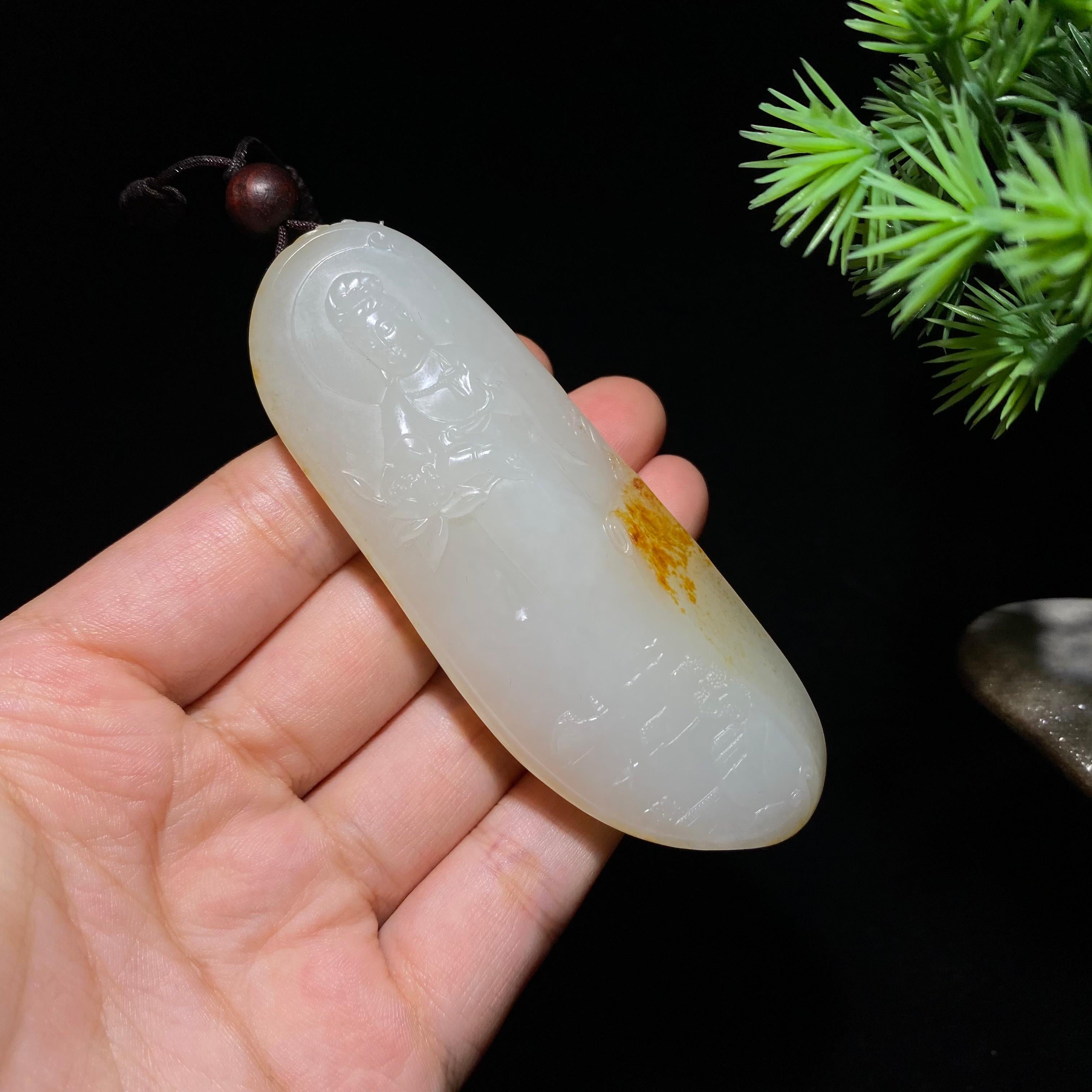 和田玉籽料观音（67.2g）