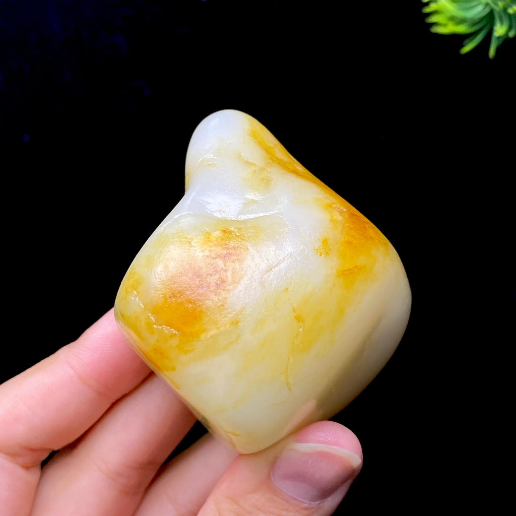 和田玉洒金皮白肉籽料手把件（168.3g）