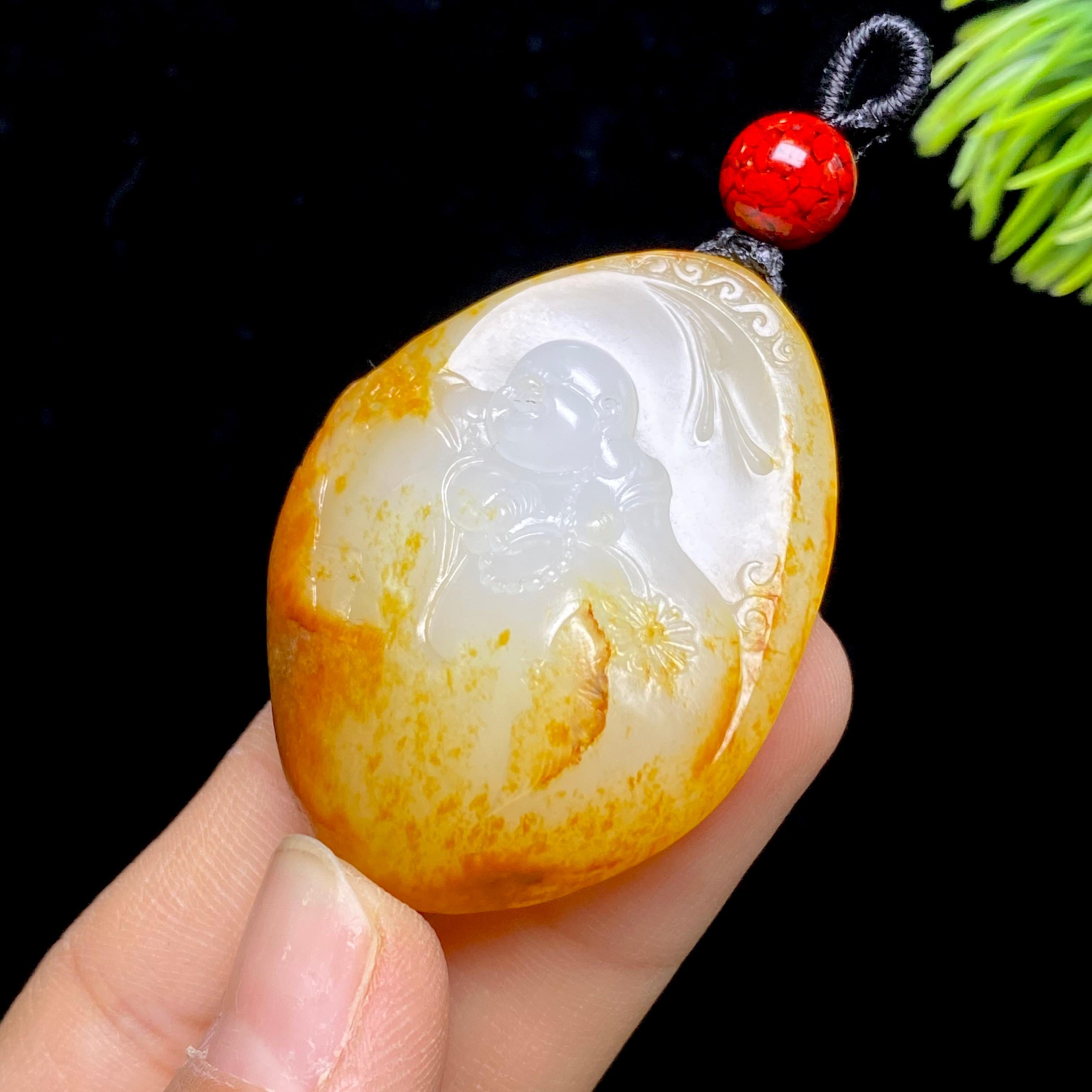 和田玉籽料佛公（31.3g）