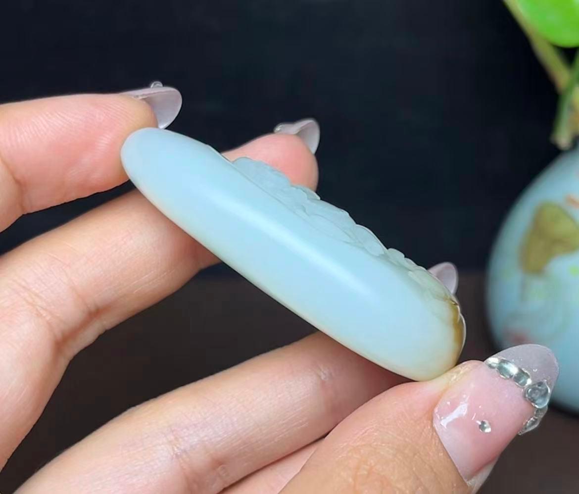 新疆和田玉且末糖佛公（38.5g）