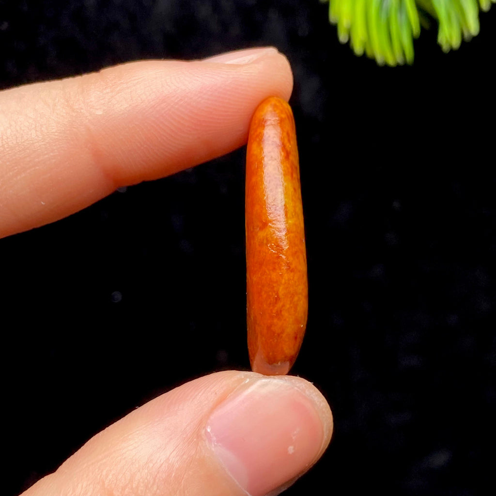 【超值推荐】和田玉红皮籽料（5.4g）