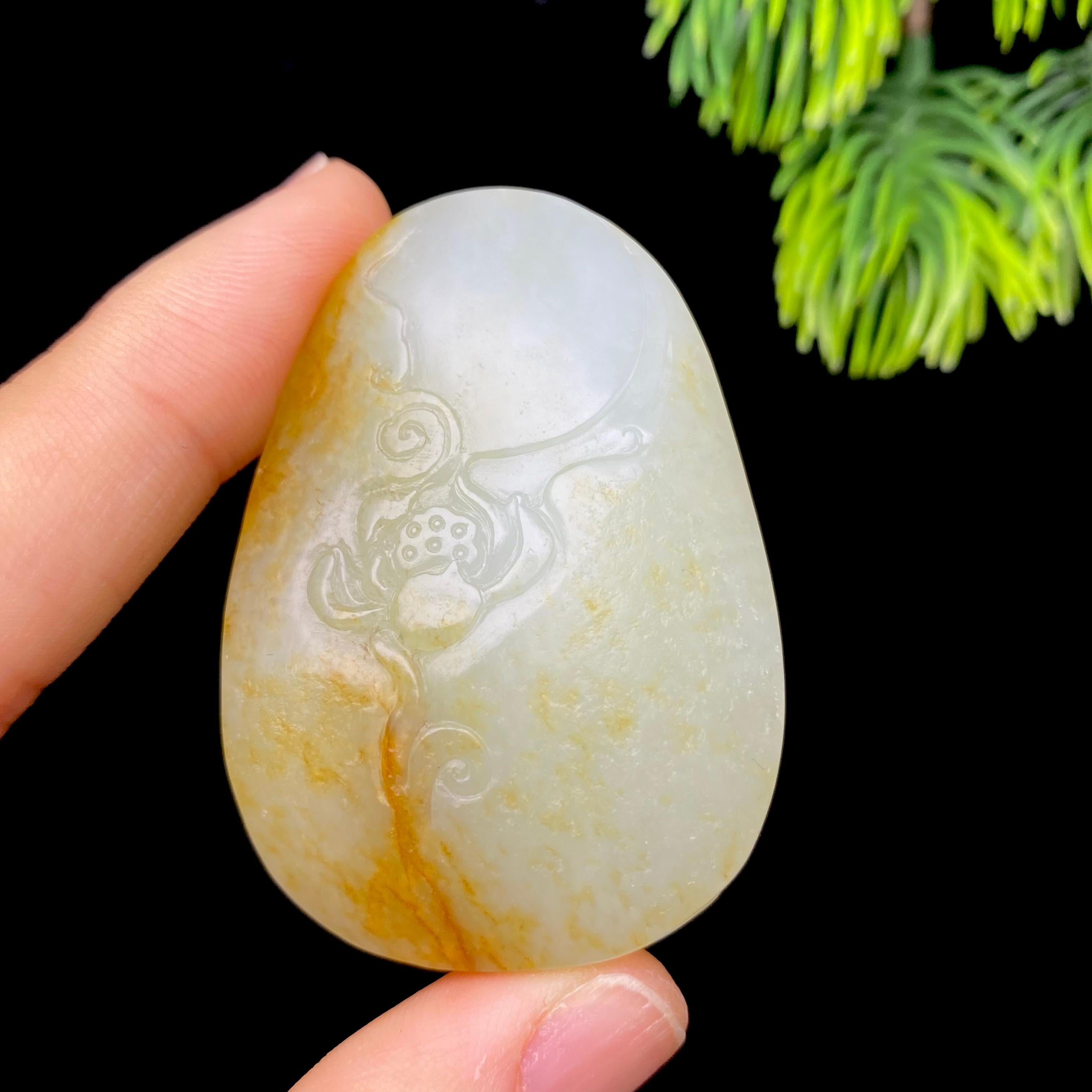 和田玉籽料观音（49.7g）