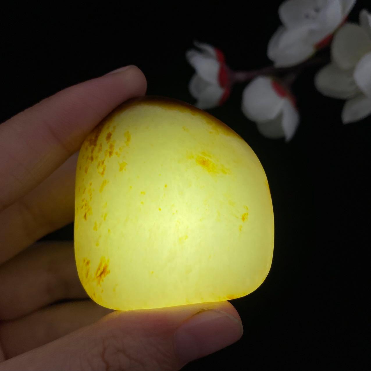 和田玉聚红皮籽料原石（43.3g）