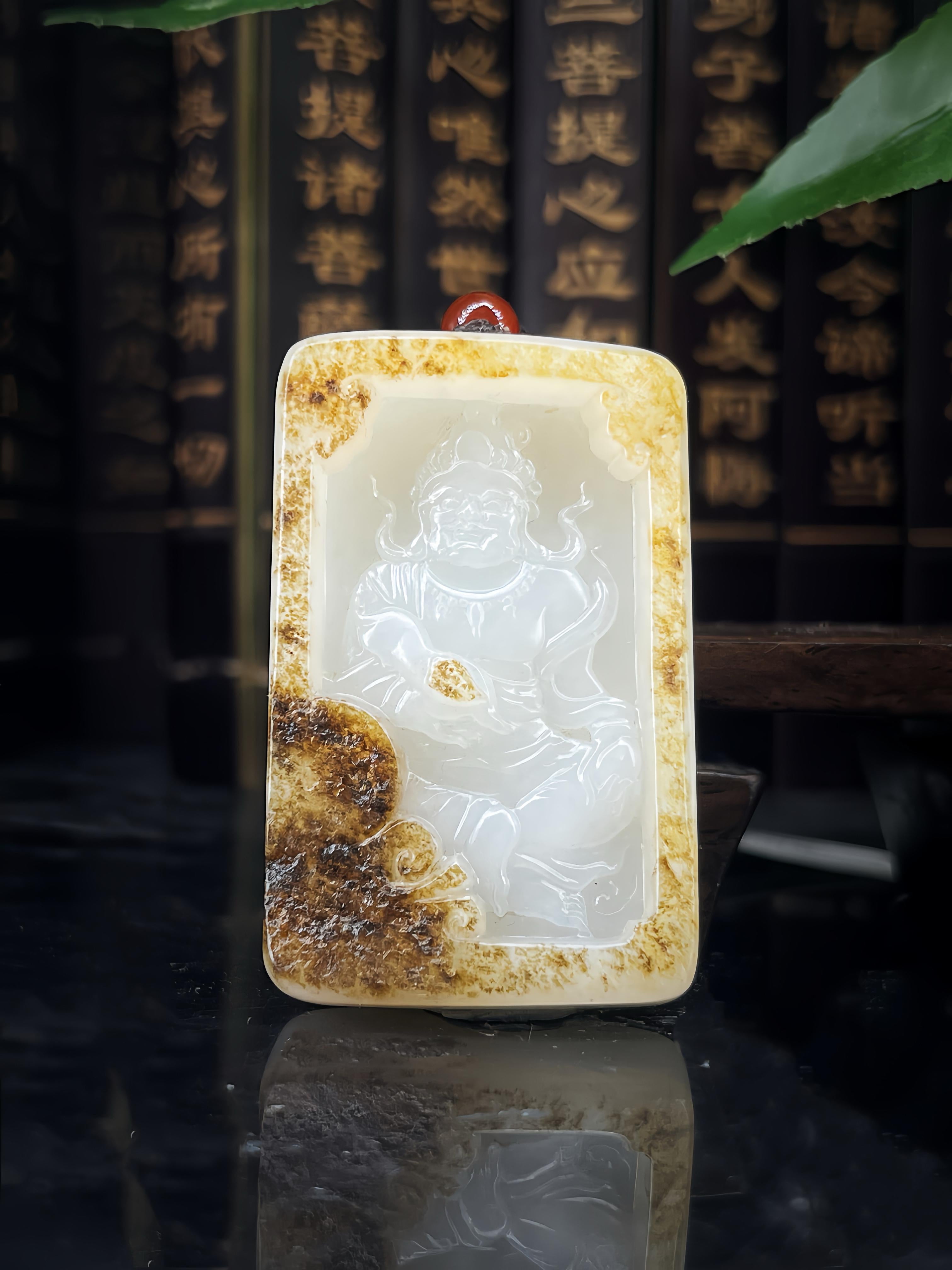 和田玉籽料黄财神（47.5g）