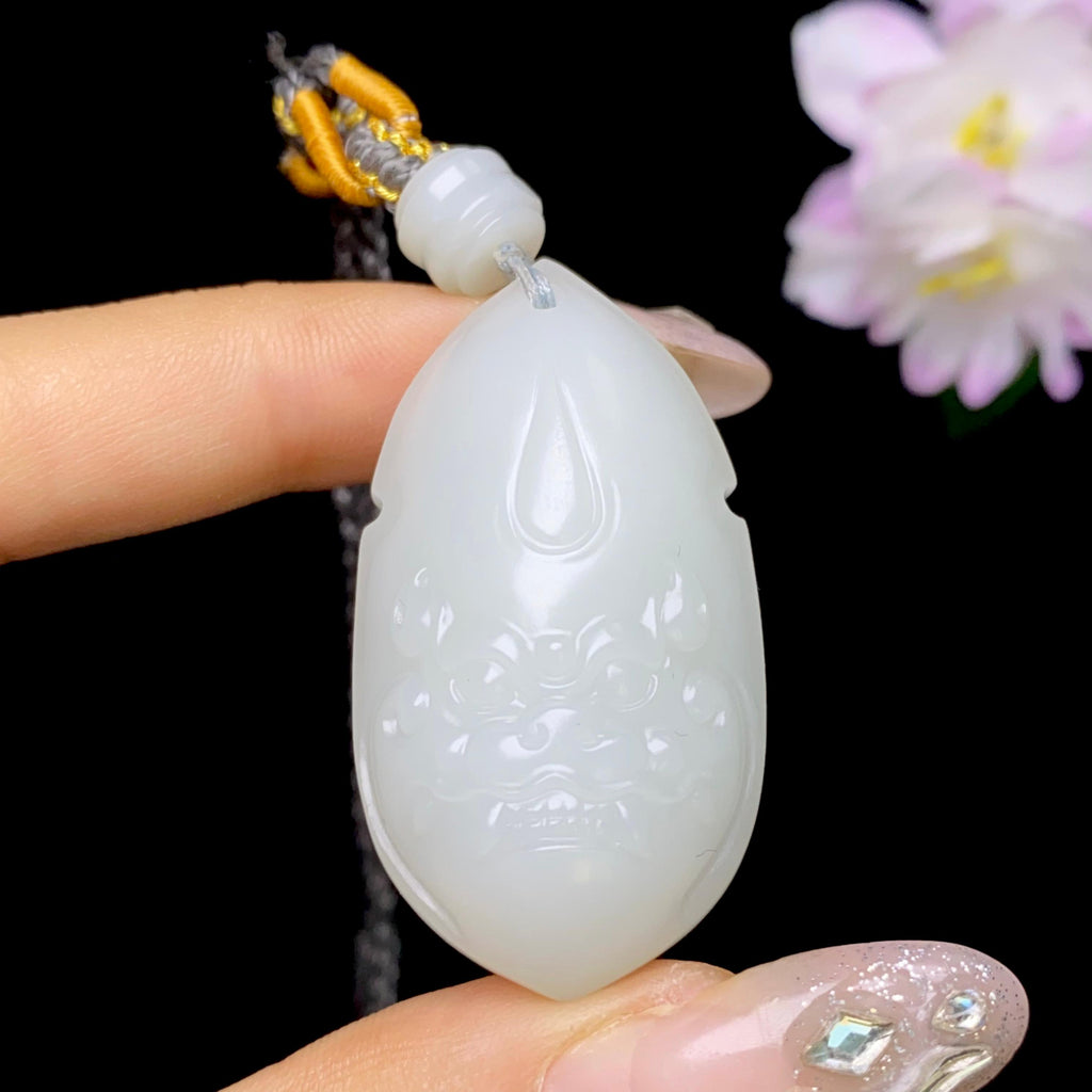 和田玉米达料白玉兽面（22.3g）