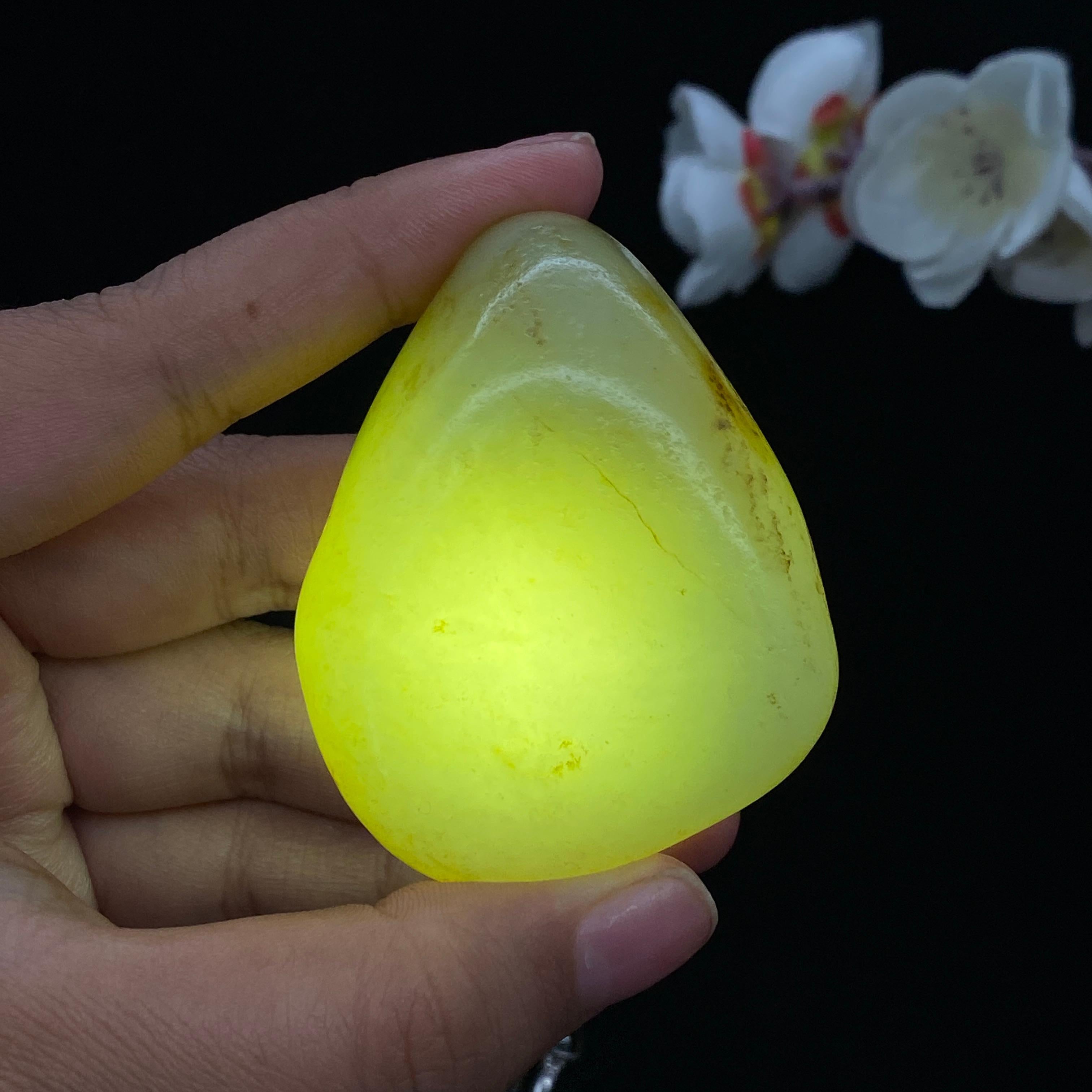 和田玉青白玉带黄皮籽料（101.4g）