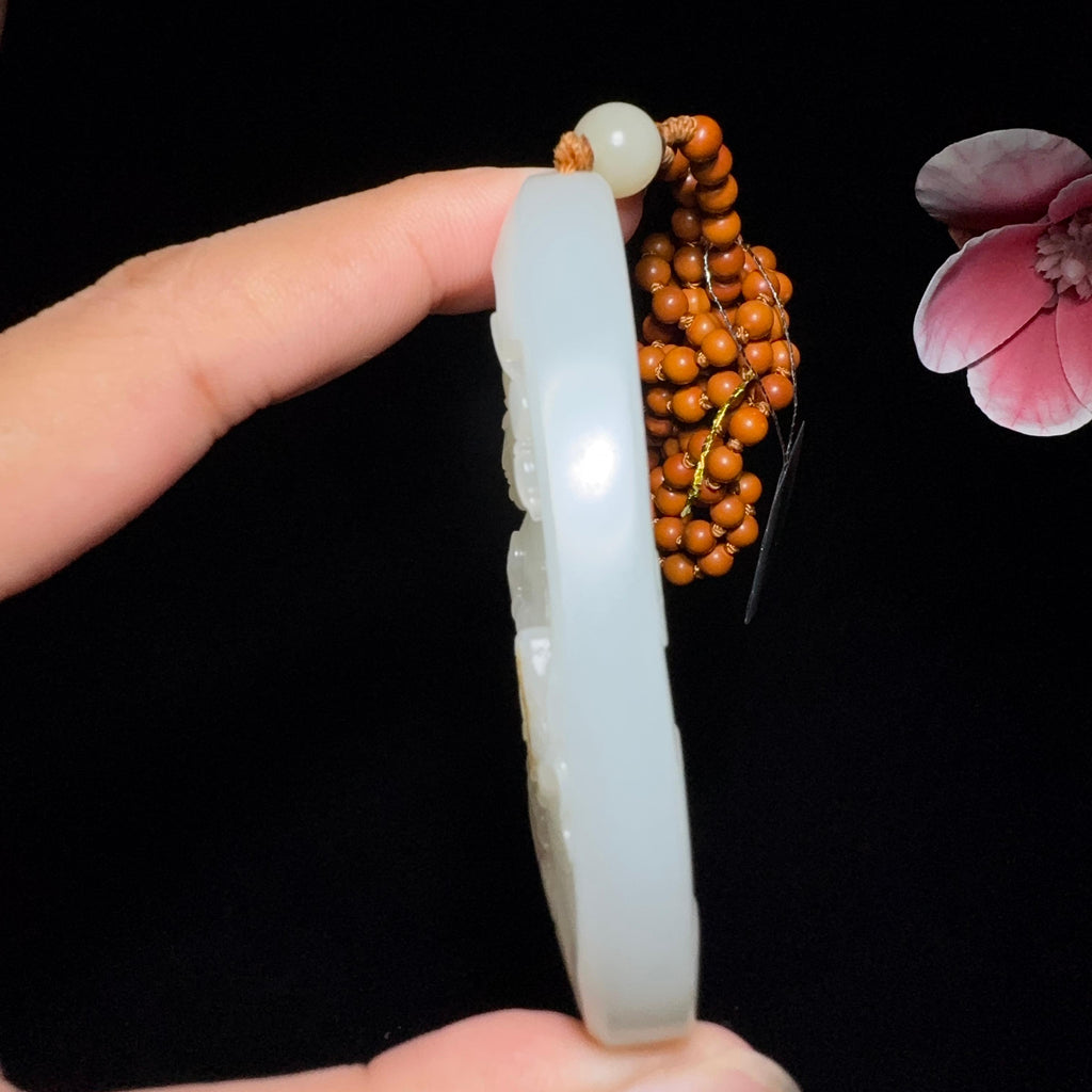 和田玉籽料御龙观音（55.2g）