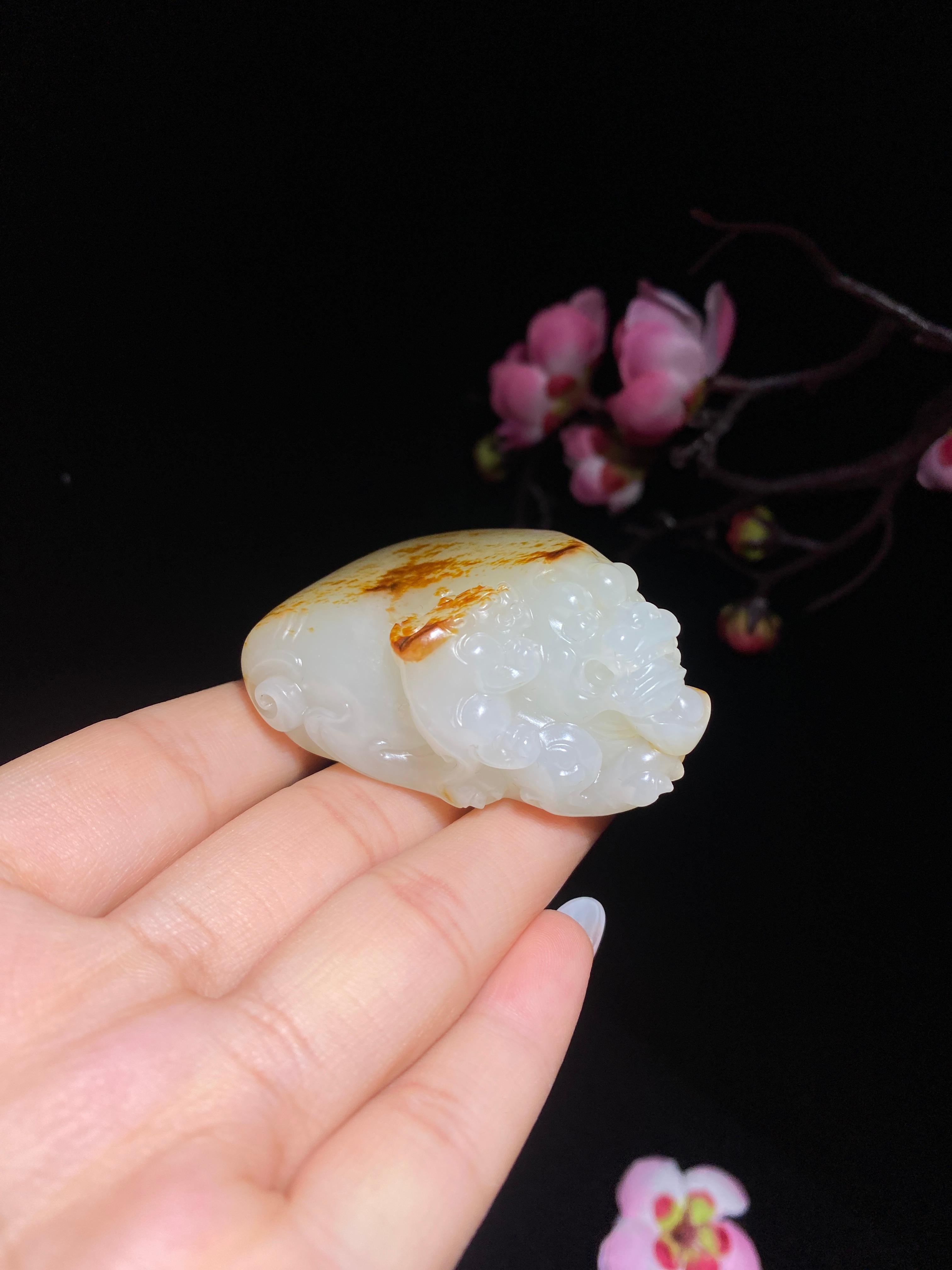 和田玉白玉籽料貔貅挂件（80.0g）