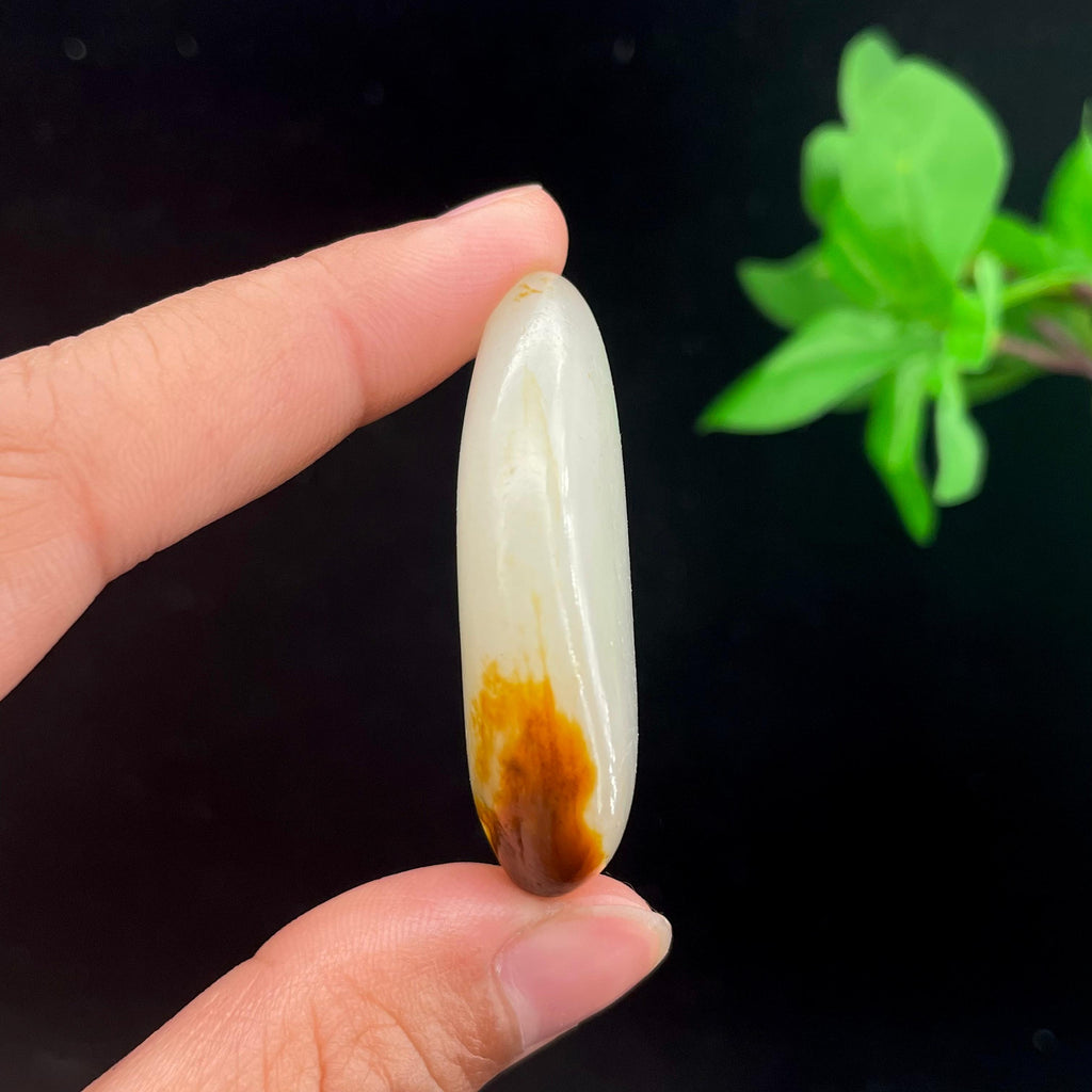 和田玉聚黄皮籽料挂件（21.3g）