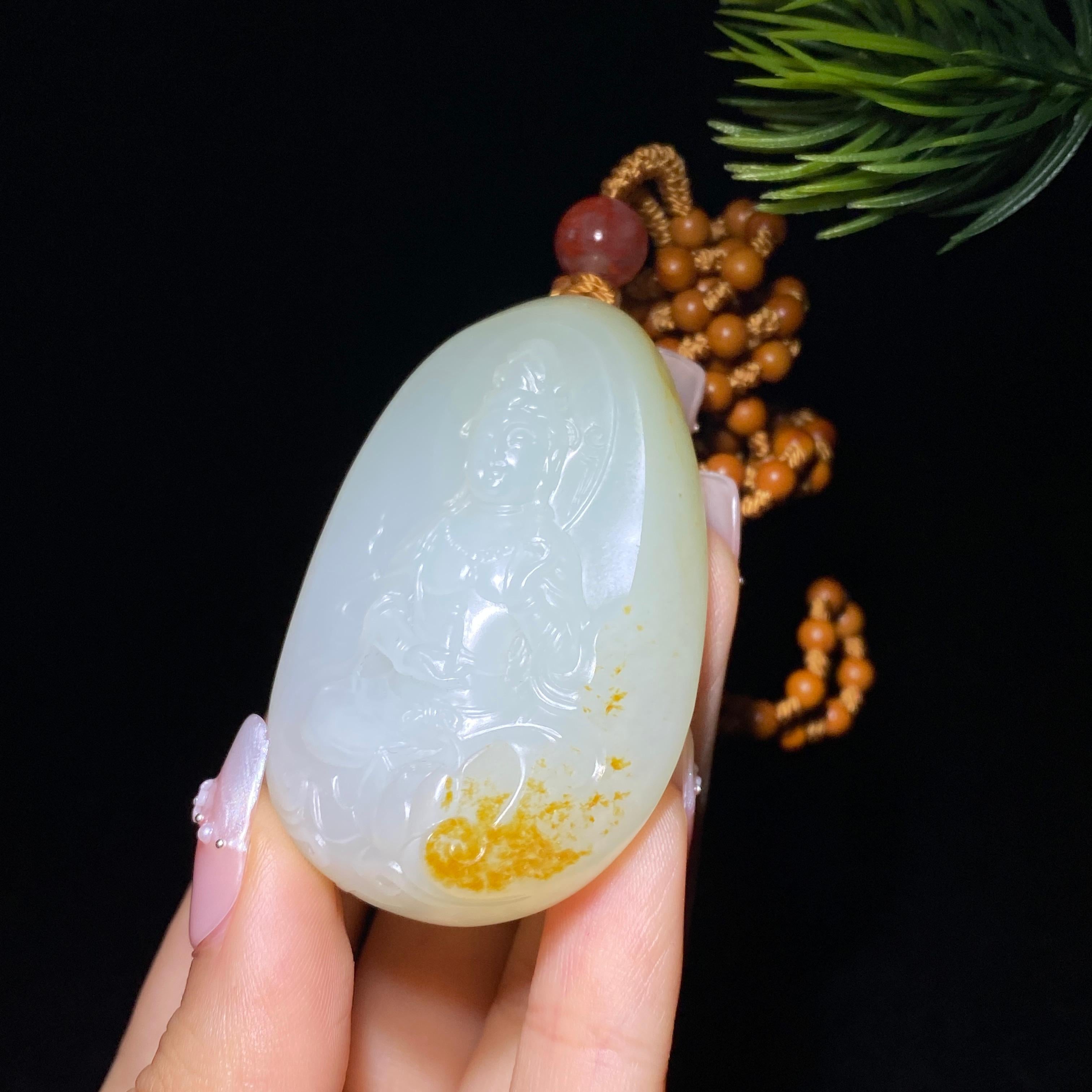 和田玉籽料观音（62.7g）