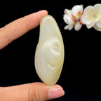 和田玉洒金皮籽料手把件（71.3g）