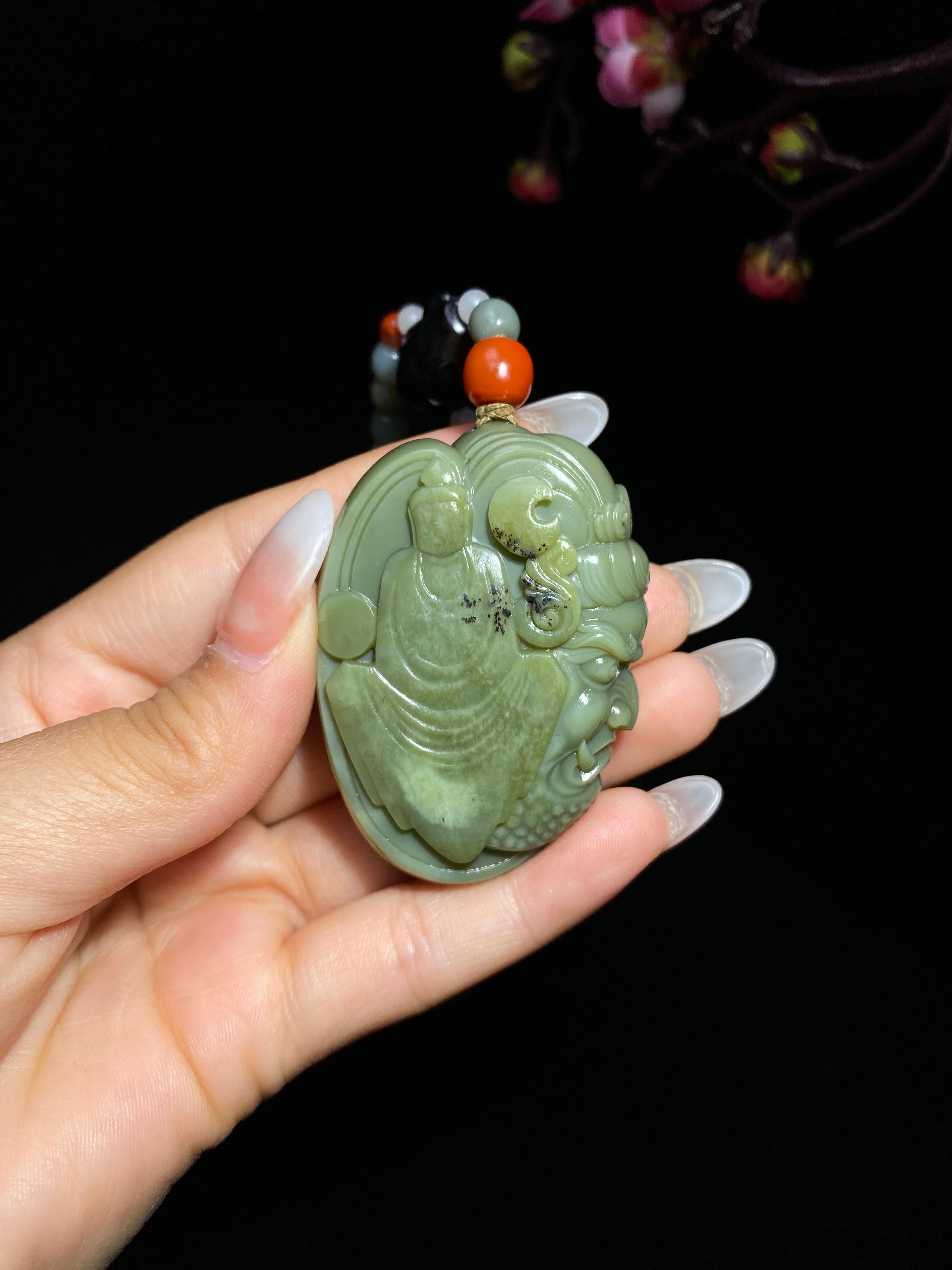 和田玉籽料沙枣青一念之间（111.6g）