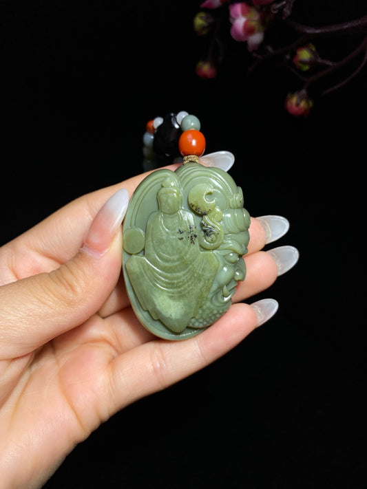 和田玉籽料沙枣青一念之间（111.6g）