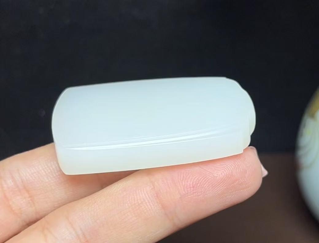 和田羊脂玉平安无事牌（30.5g）