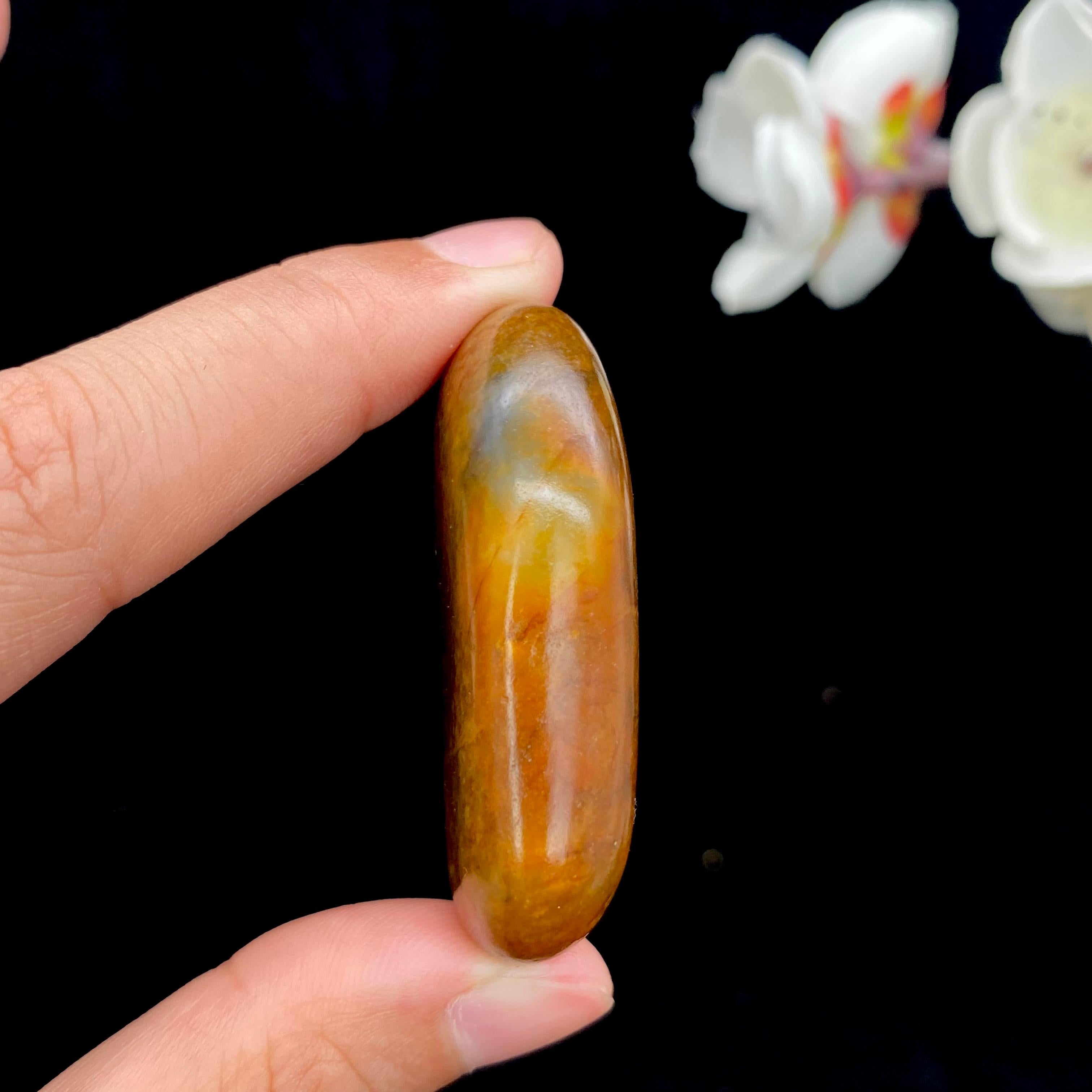 和田玉黄沁皮籽料挂件（31g）