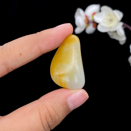 和田玉黄皮青花底籽料吊坠籽（14.9g）