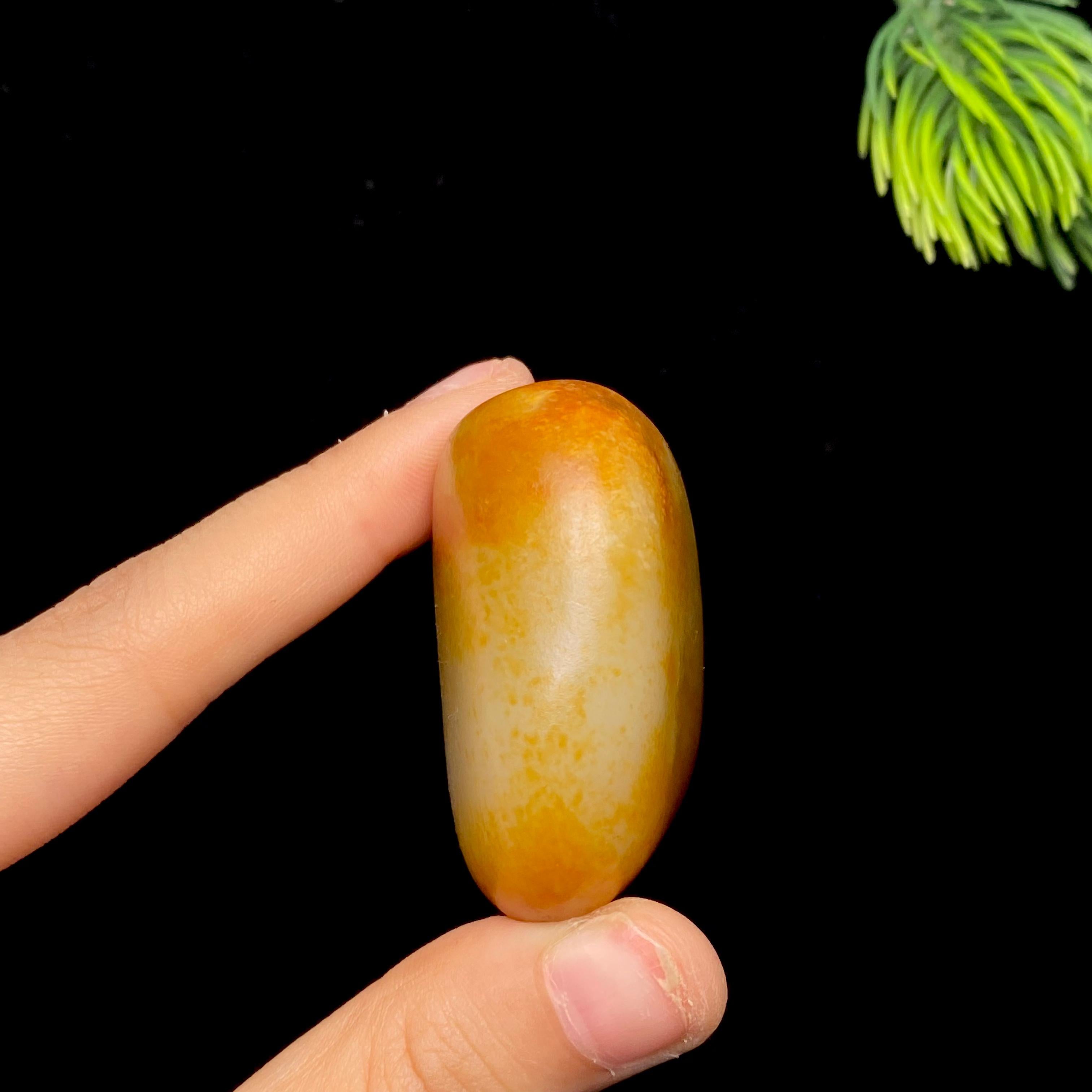 和田玉红皮白肉籽料（70.1g）