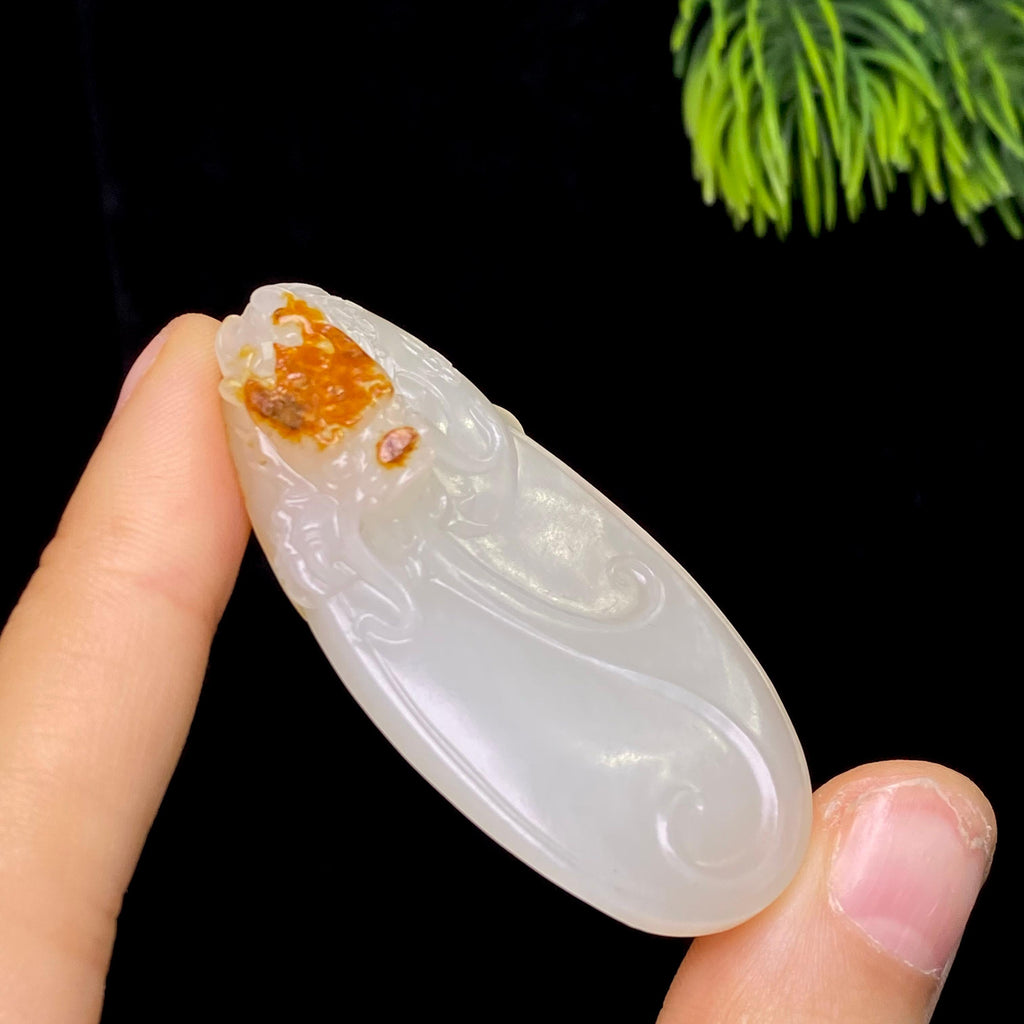 和田玉籽料龙行天下（18.3g）