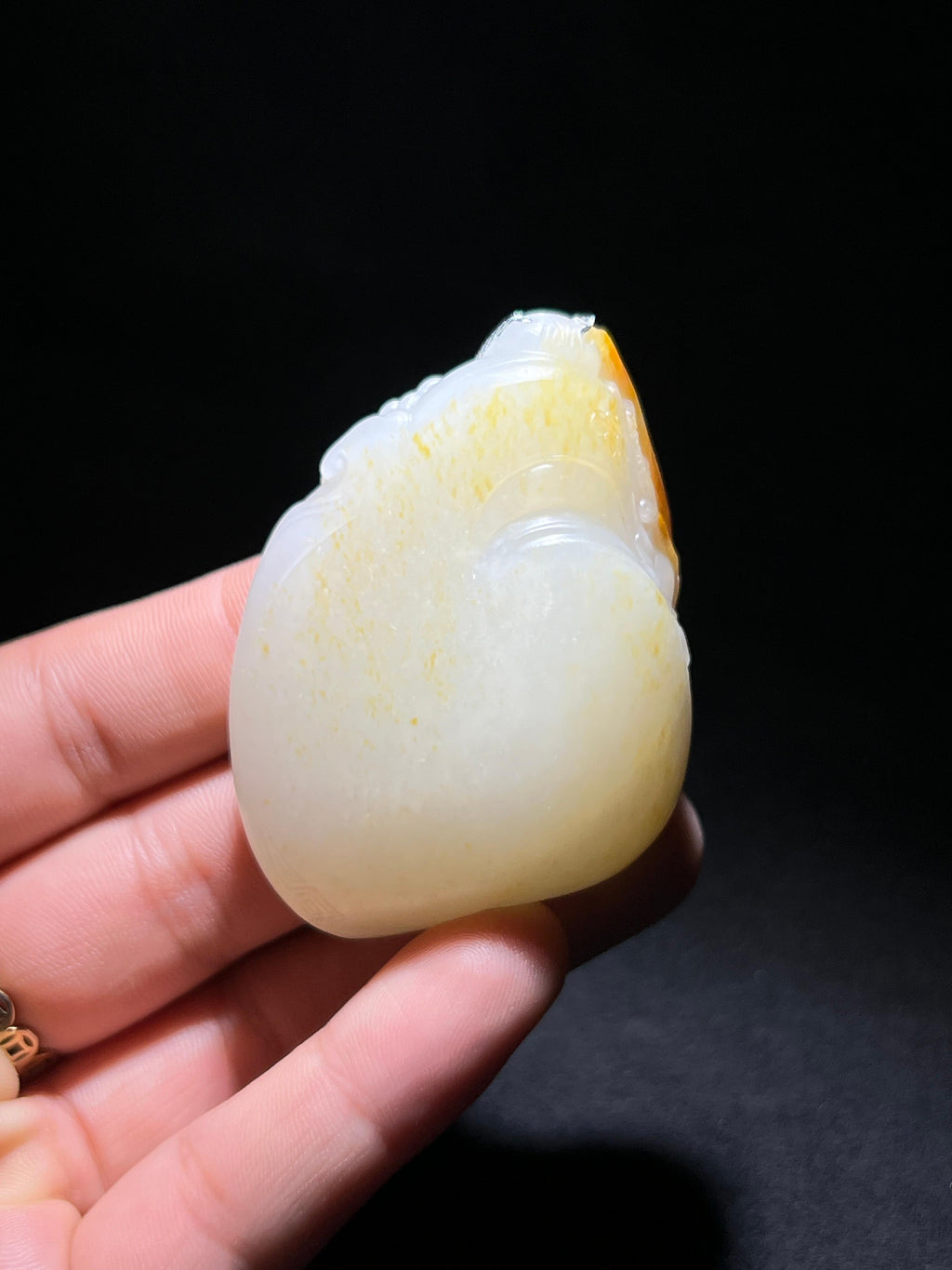 和田玉籽料龙（65.1g）