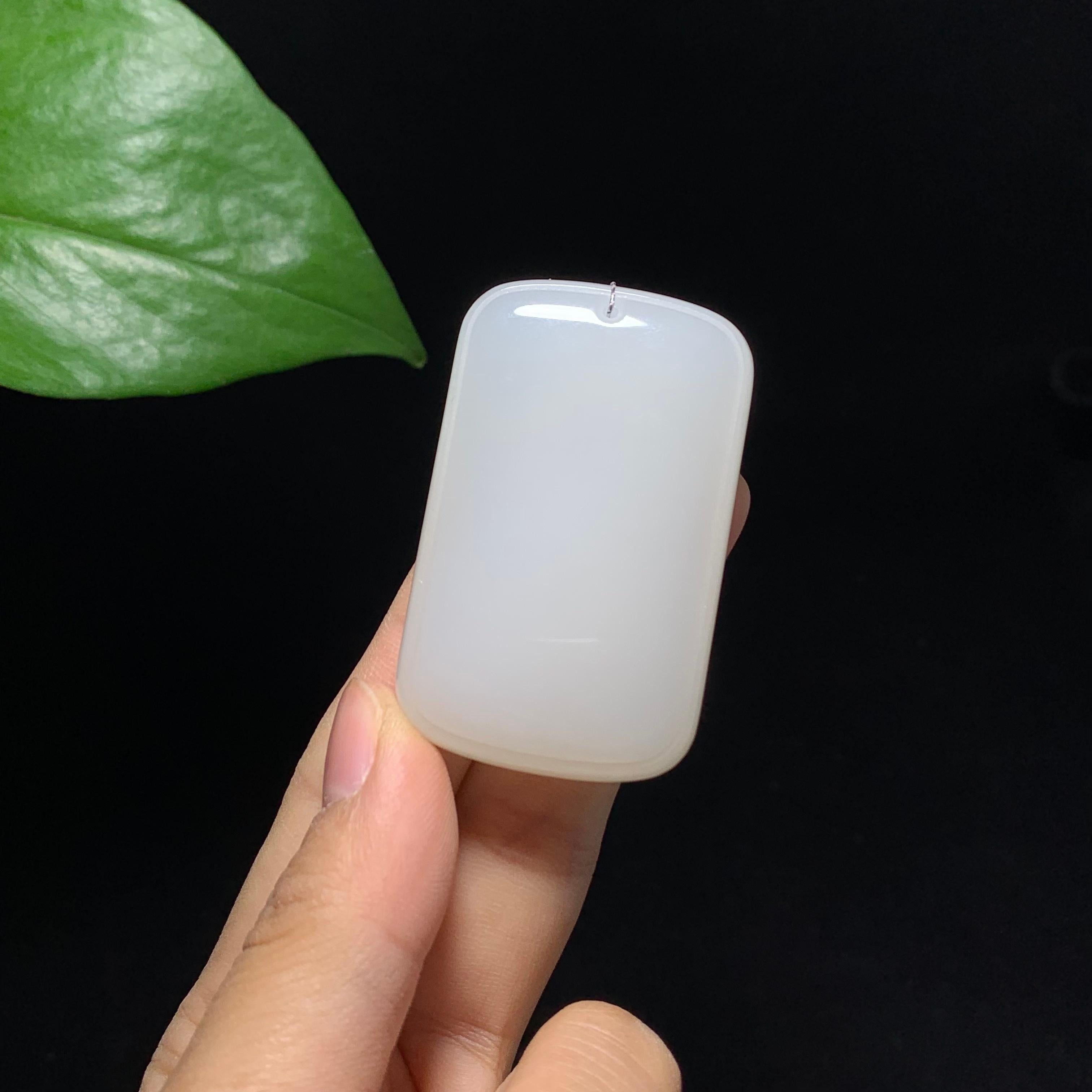 收藏级和田山料冰底白玉无事牌挂件（47.5g）