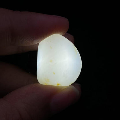 和田玉黄皮籽料吊坠籽（6.2g）