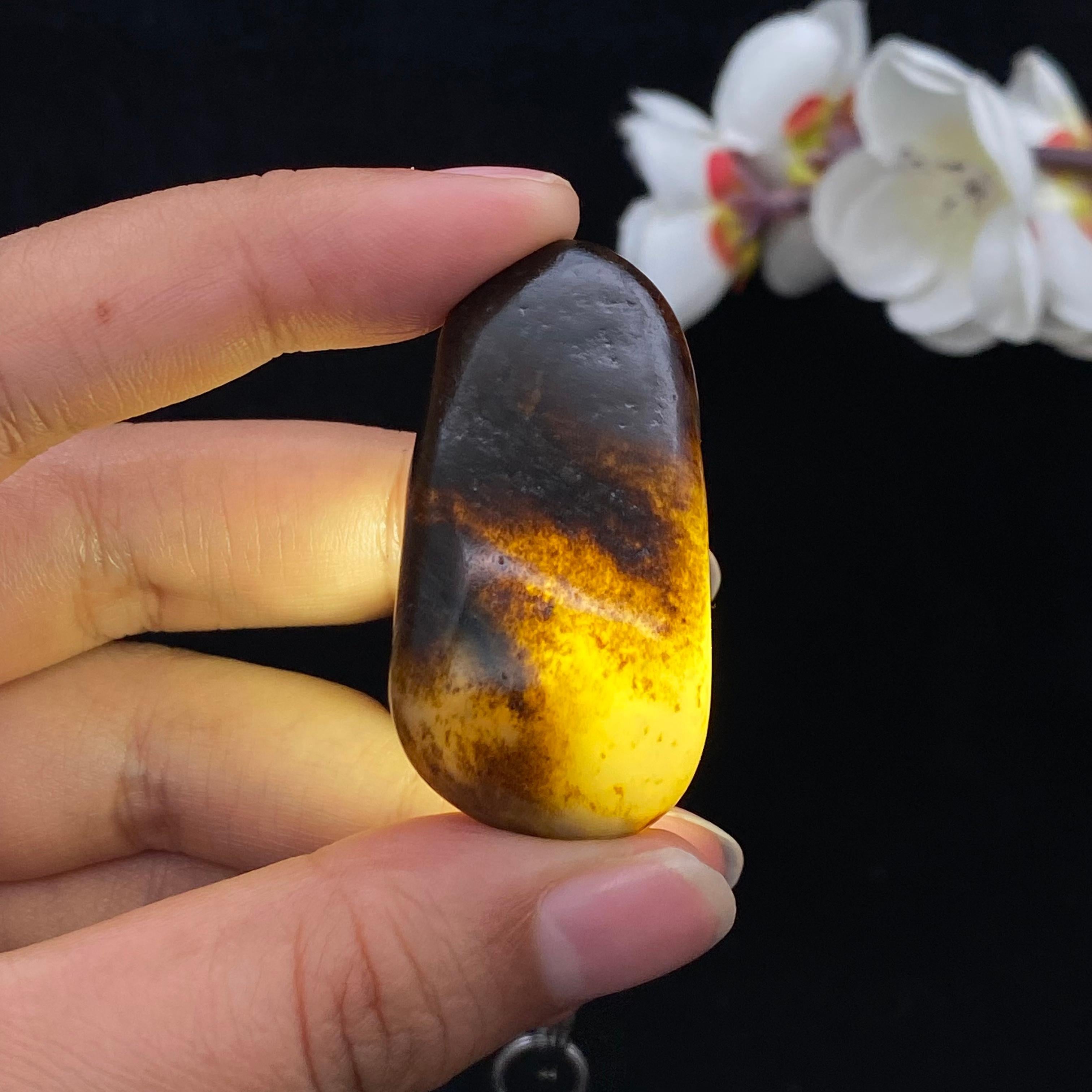 和田玉聚黑皮籽料挂件（27.8g）