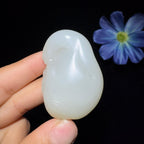 和田玉籽料手把件貔貅（69.3g）