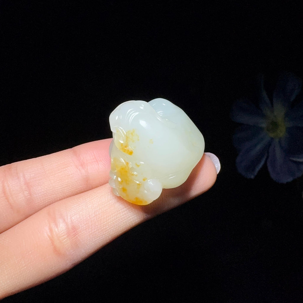 和田玉籽料回头貔貅（30.0g）