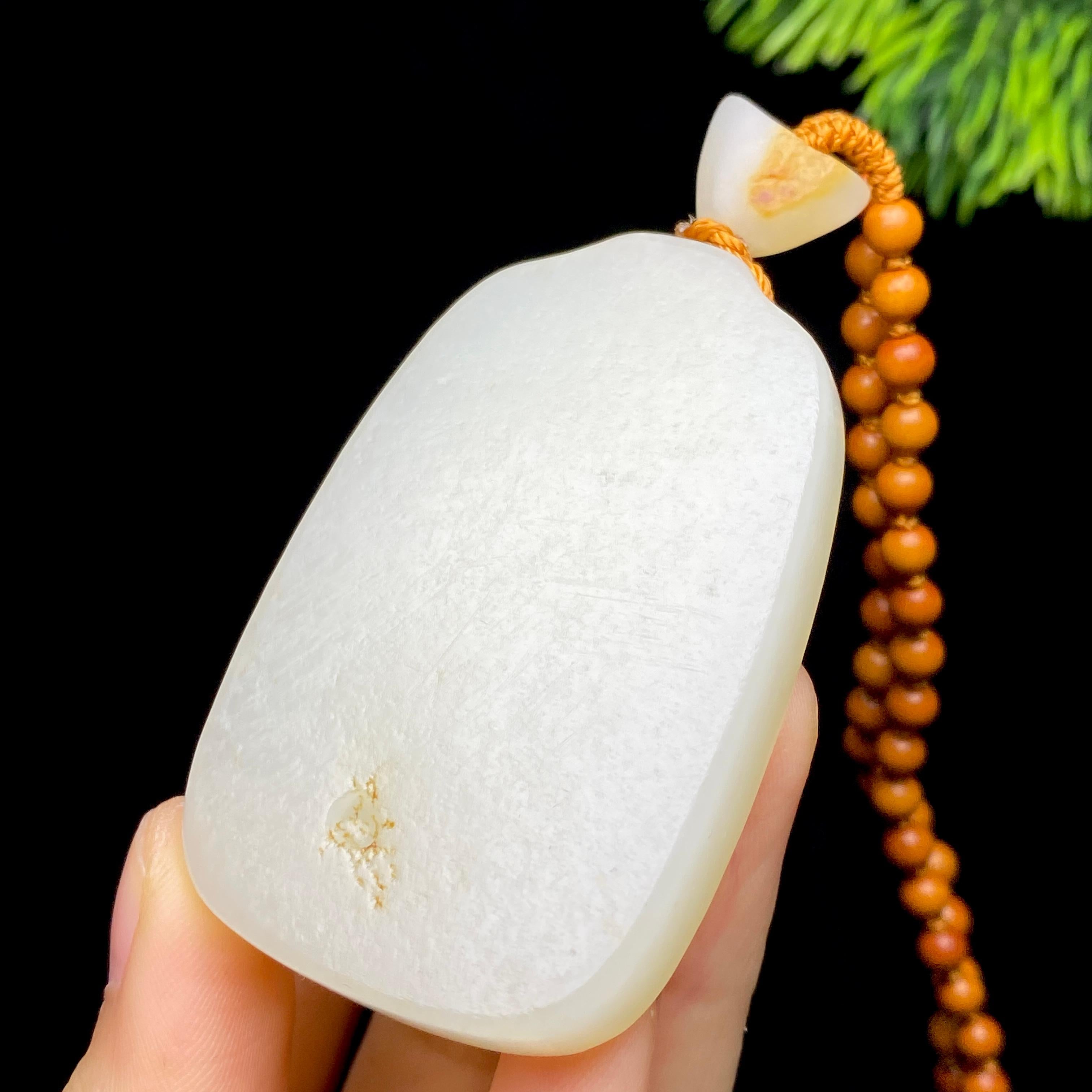 和田玉籽料无事牌（49.1g）