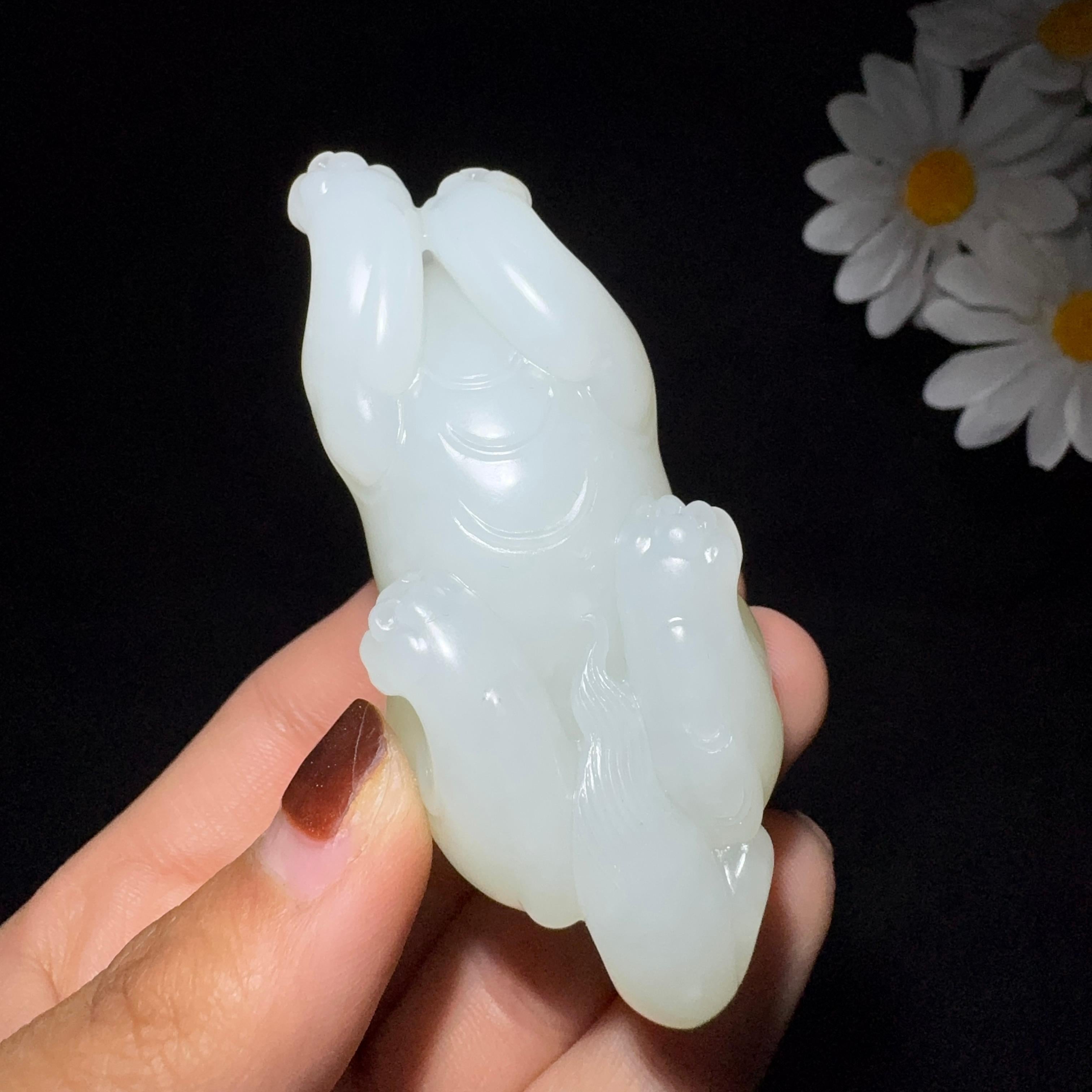 和田玉籽料手把件貔貅（128.9g）