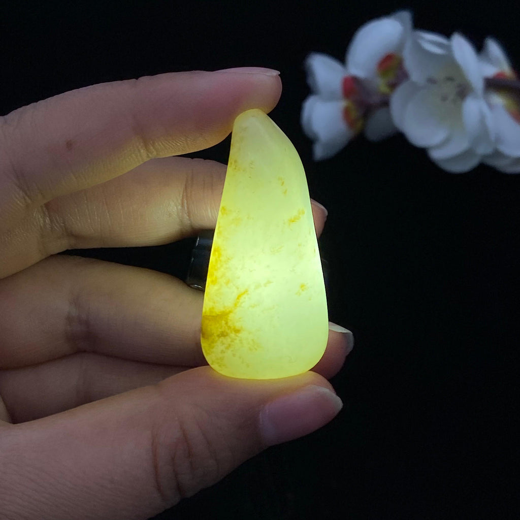 和田玉秋梨皮籽料挂件（23.1g）