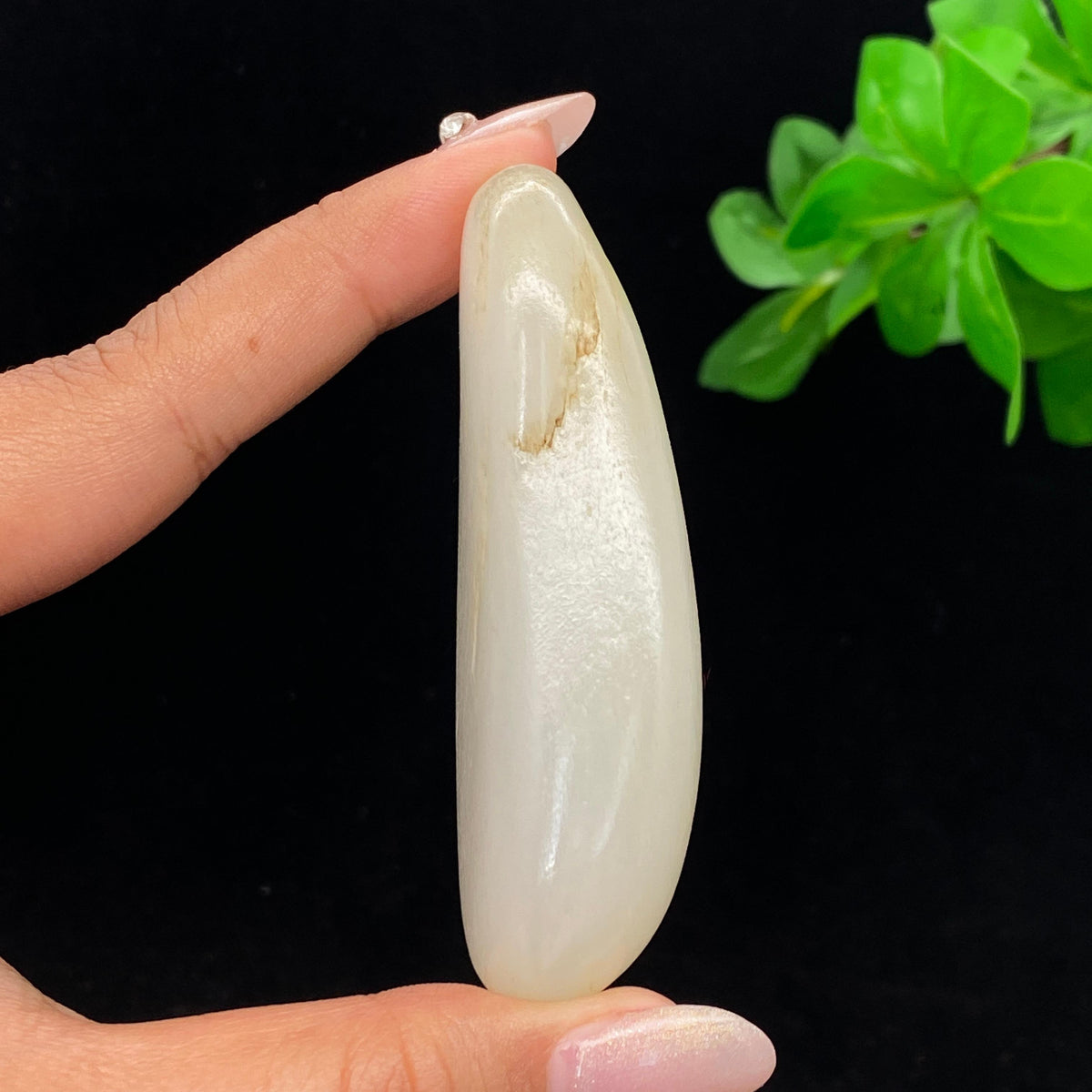 和田玉白玉籽料手把件（87.3g）