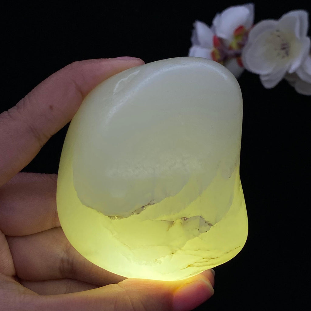 和田玉白玉籽料手把件（218g）
