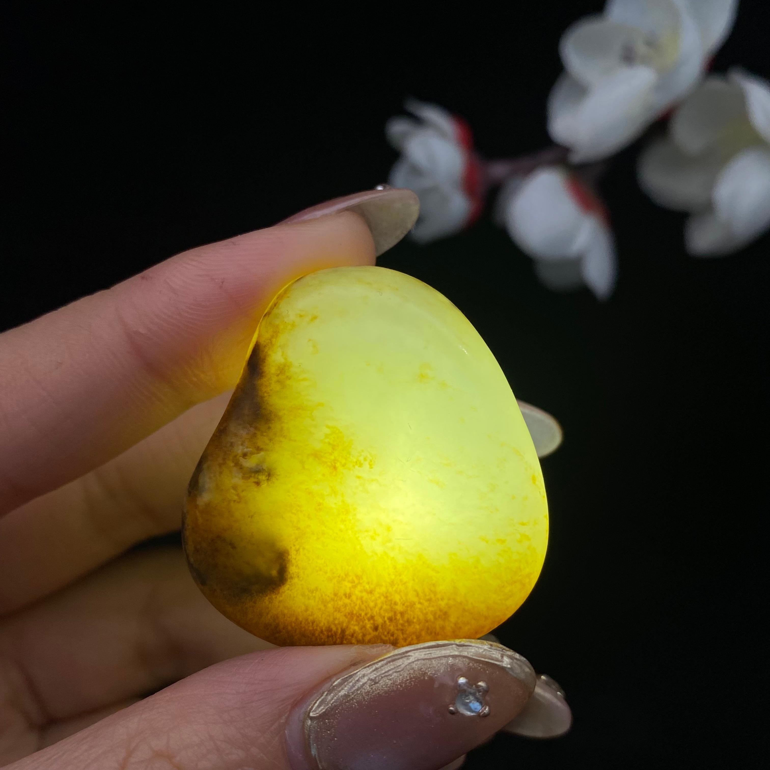 和田玉聚黄皮籽料挂件（24.3g）