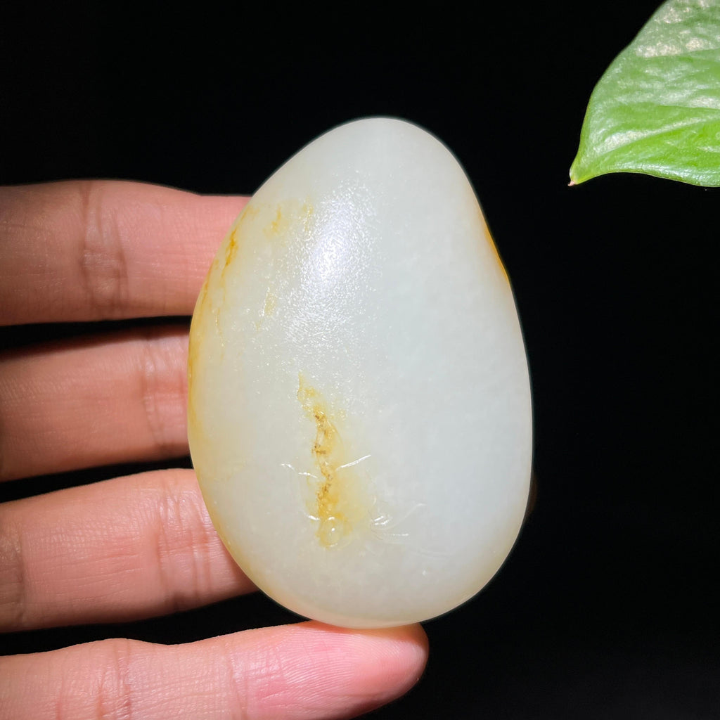 和田玉籽料独籽洒金皮观音挂件（88.0g）