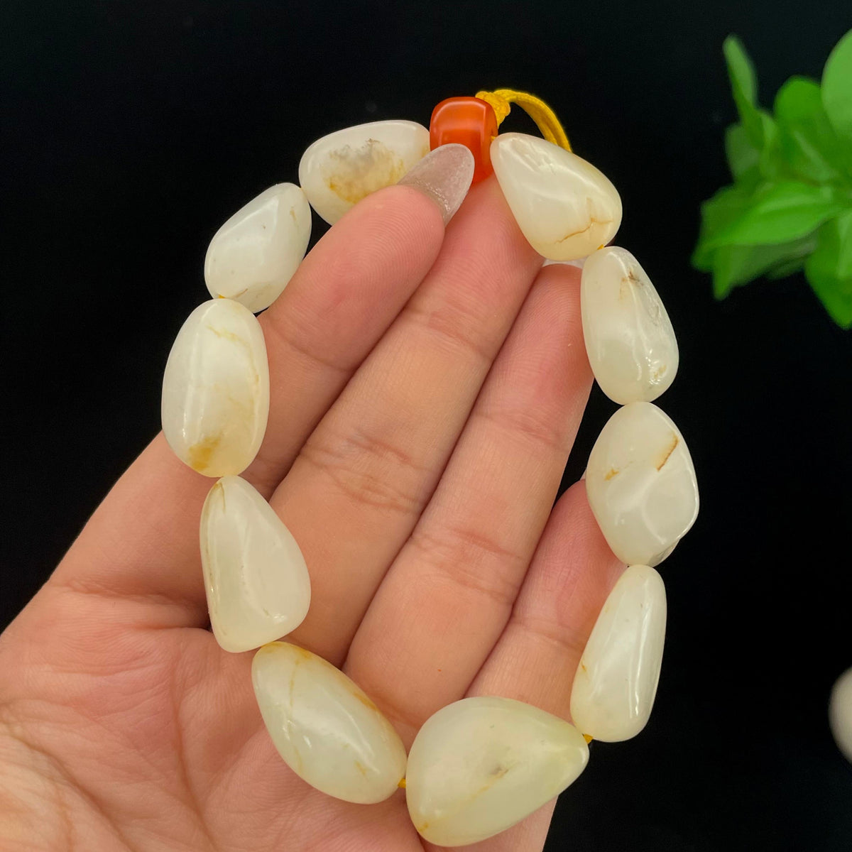 和田玉洒金皮籽料【精品手串】（45.7g）
