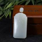 和田玉洒金皮无事牌挂坠（75.1g）